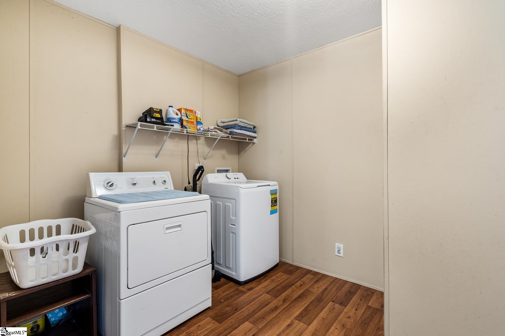 415 Jackson Circle Property Photo 18