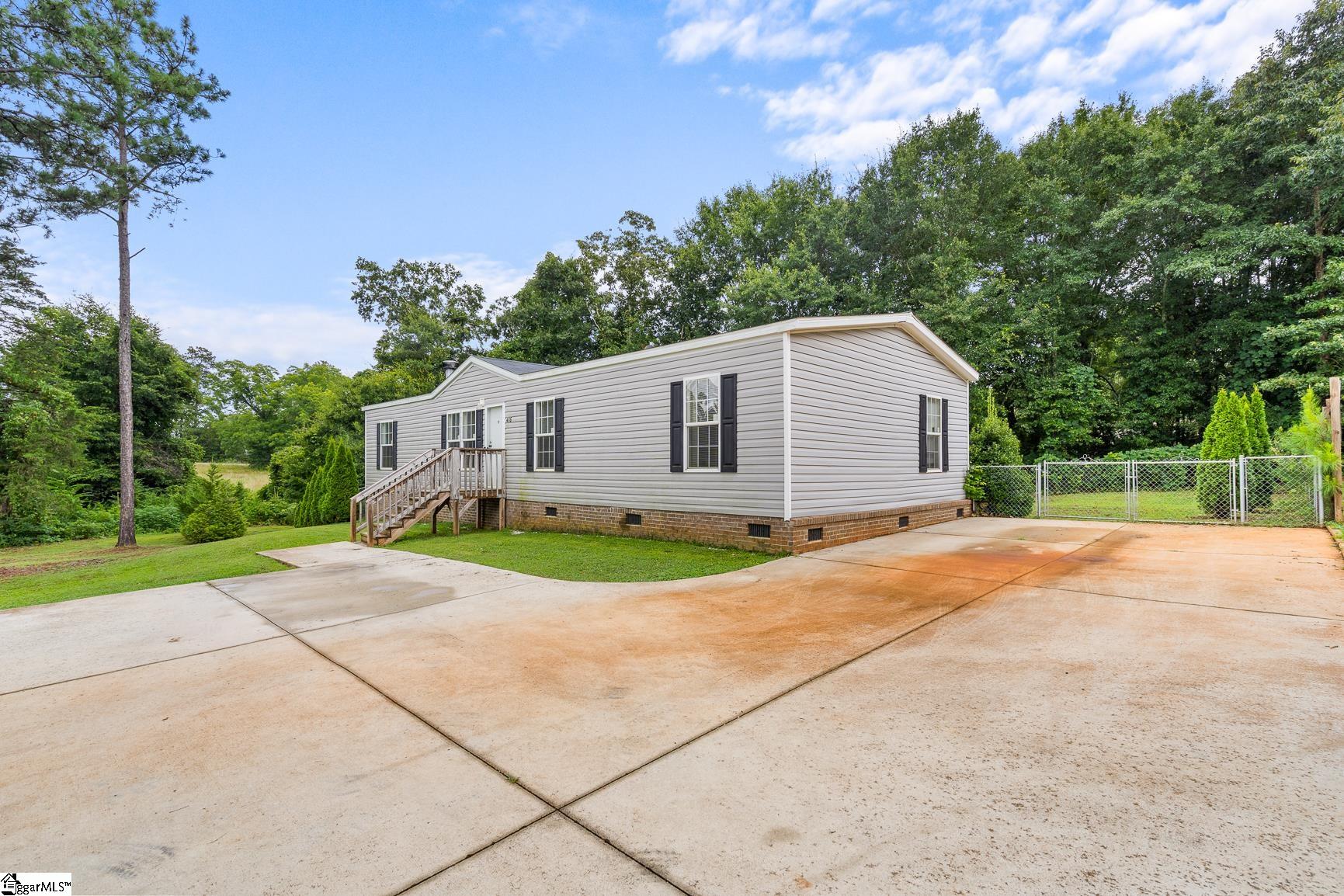 415 Jackson Circle Property Photo 19