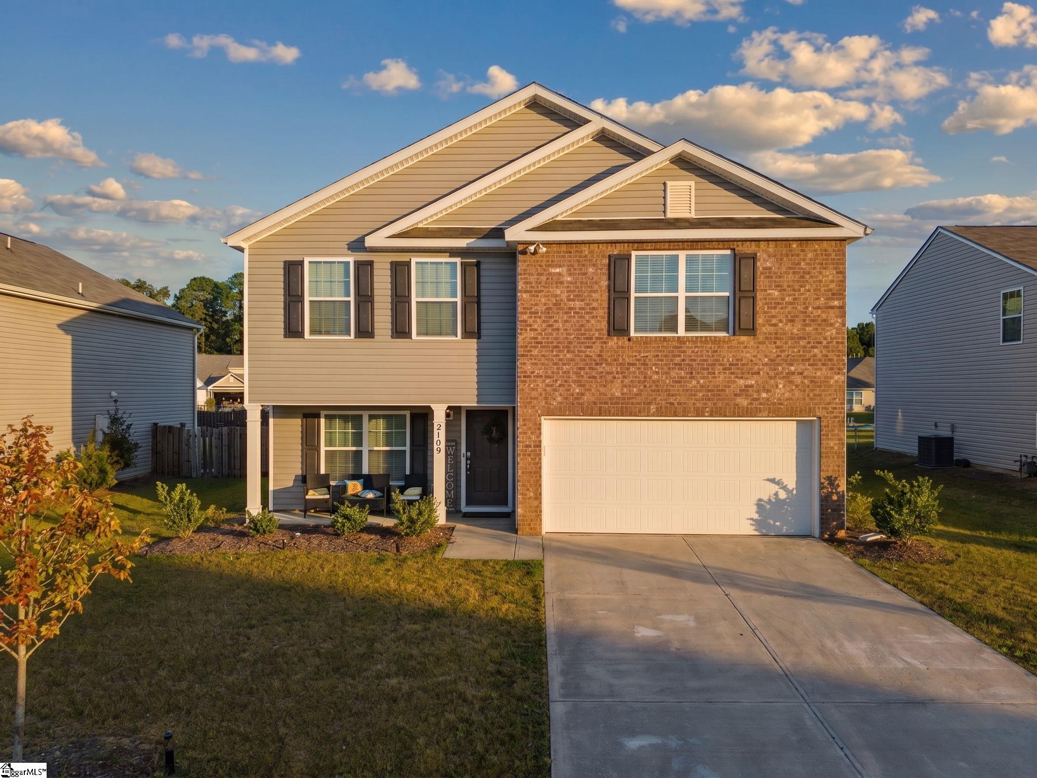 2109 Connor Way Property Photo 2