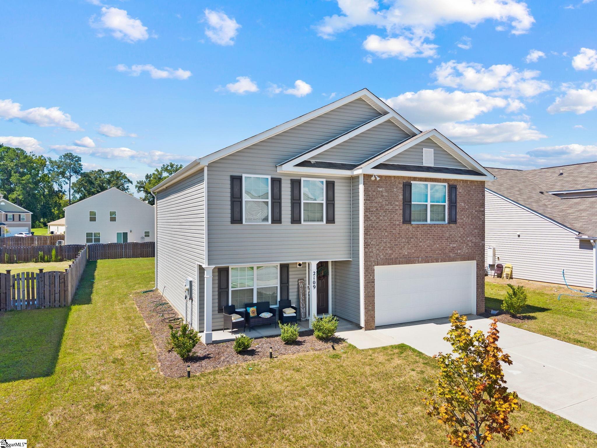 2109 Connor Way Property Photo 4