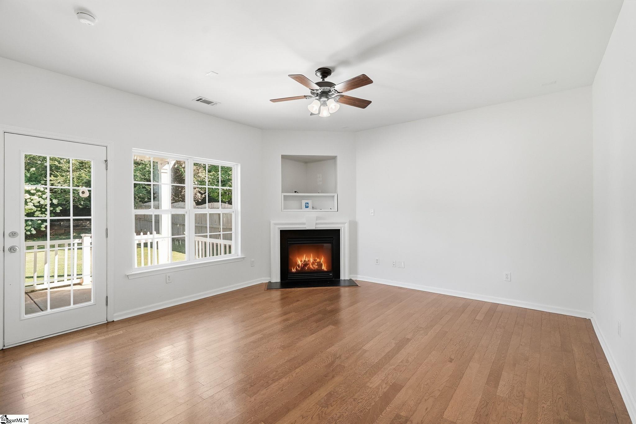 129 Mercer Drive Property Photo 9