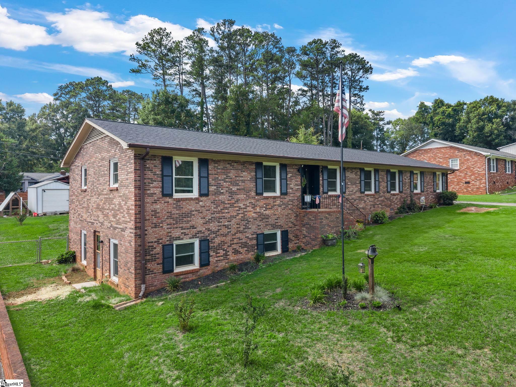417 Harrell Drive Property Photo 1
