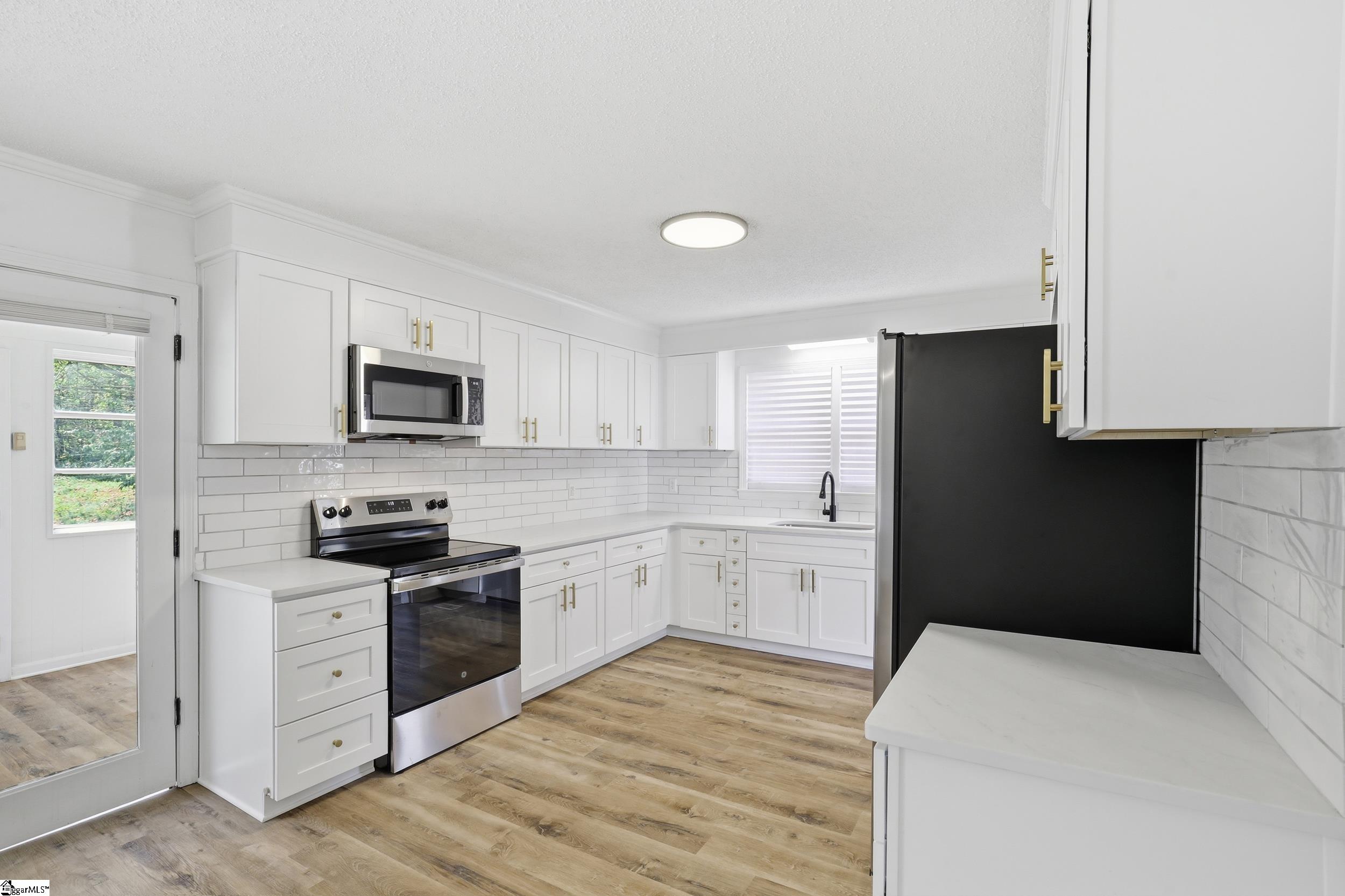 49 Foxhall Road Property Photo 4