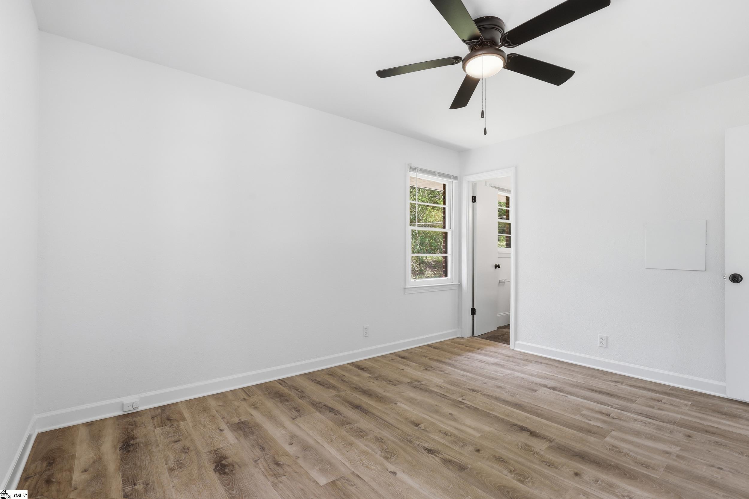 49 Foxhall Road Property Photo 13