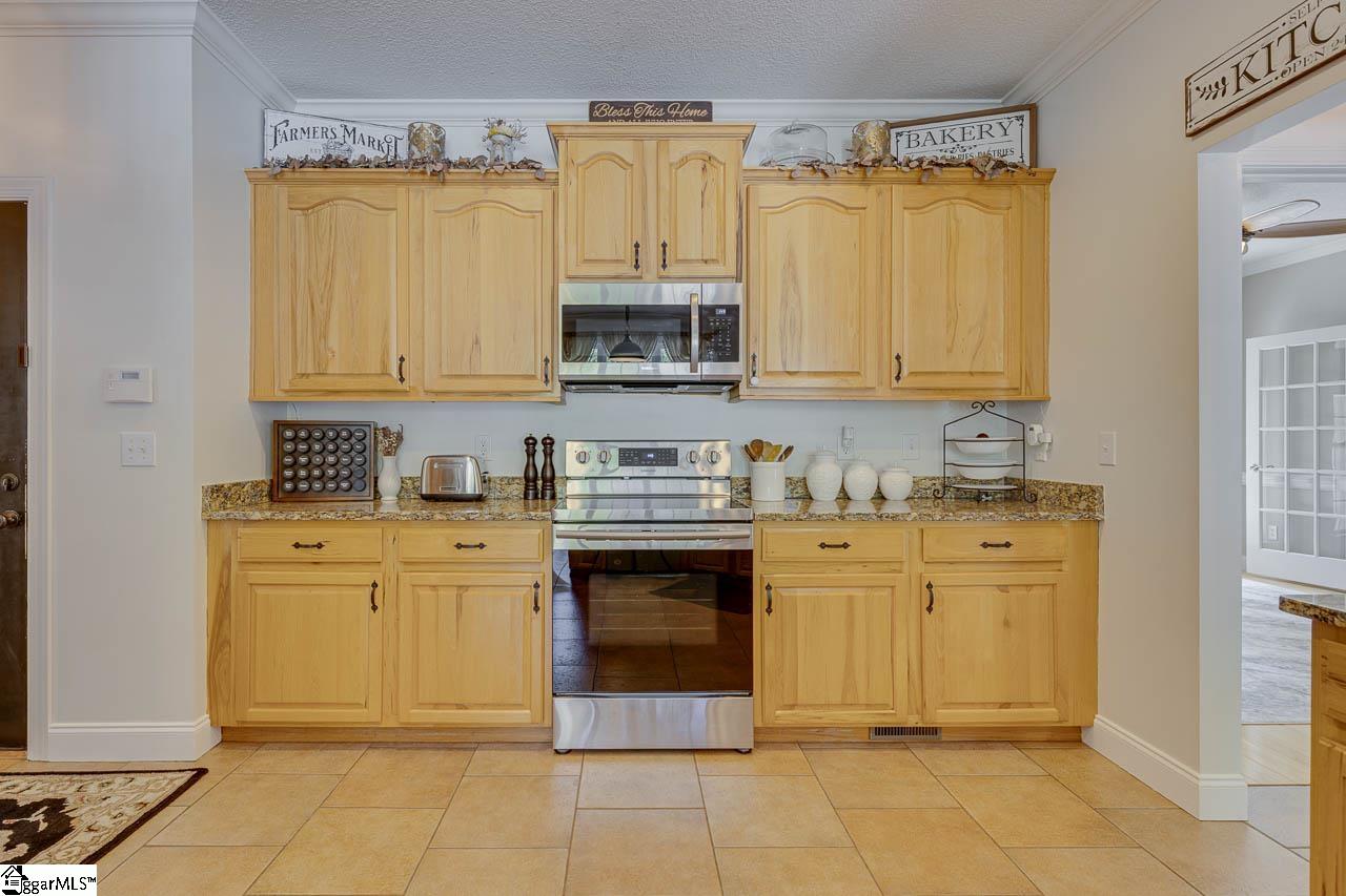 460 Dill Road Property Photo 14
