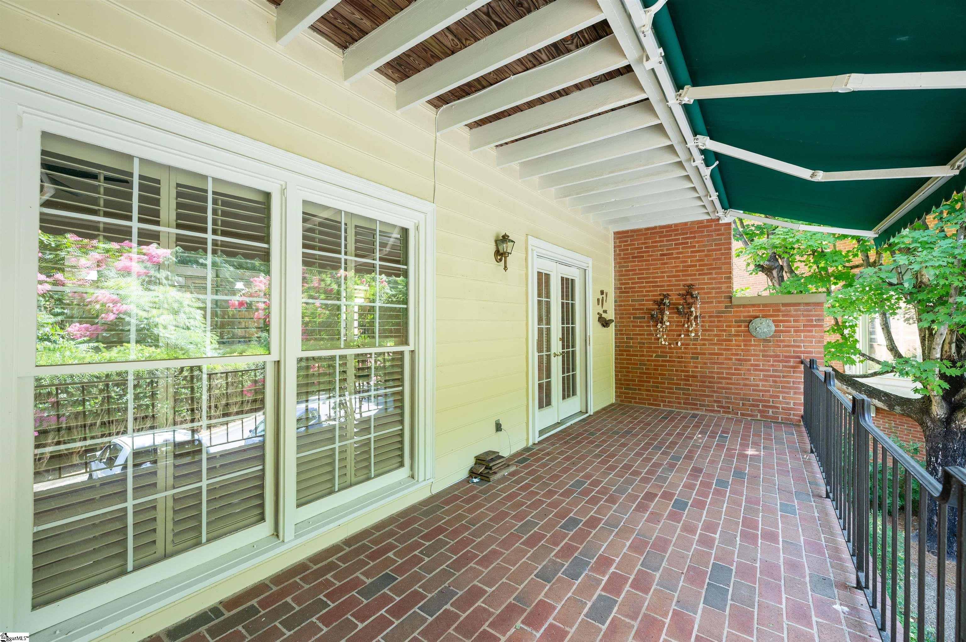 252 Glenbrooke Way Property Photo 19