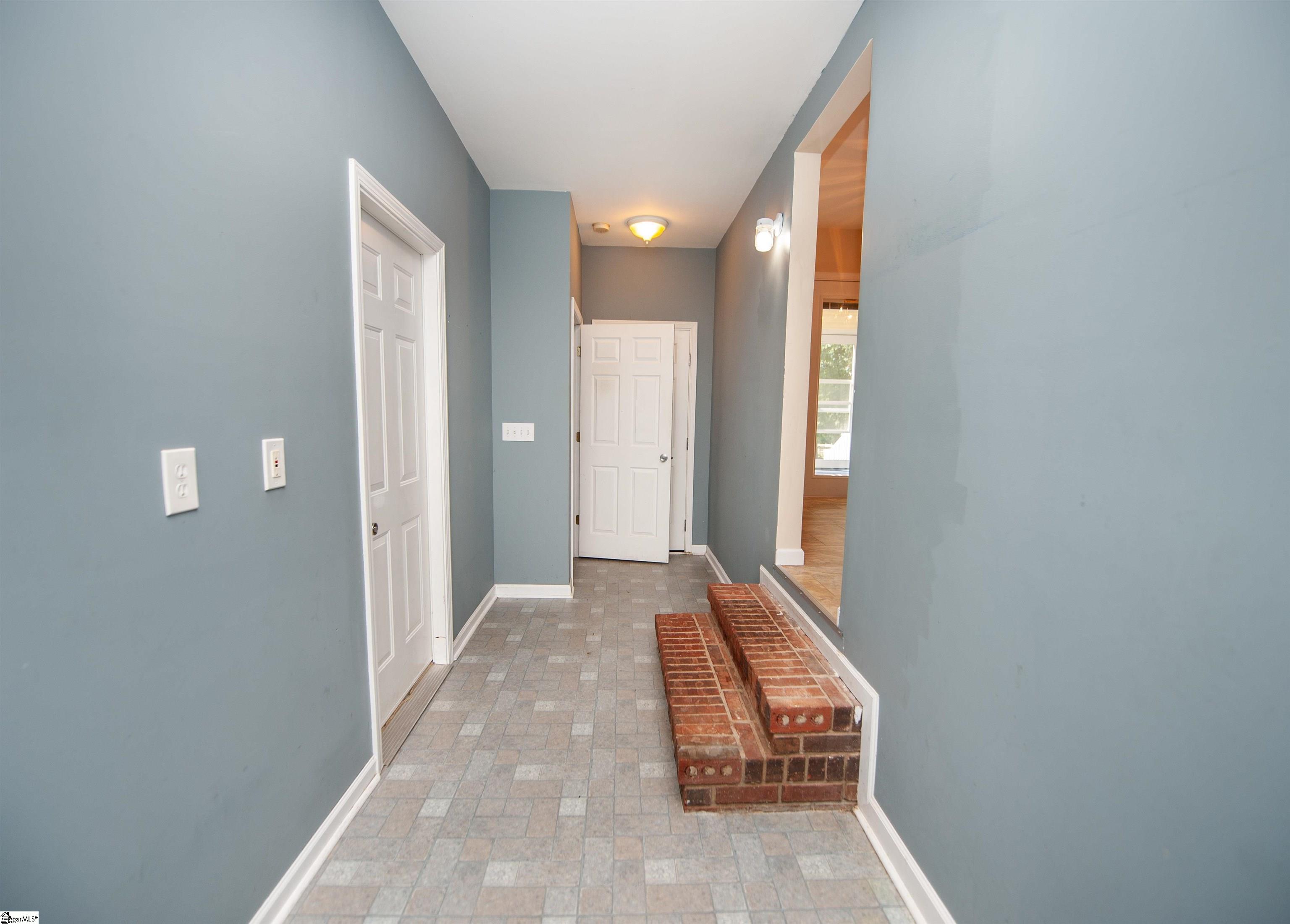 145 Crossgate Drive Property Photo 30