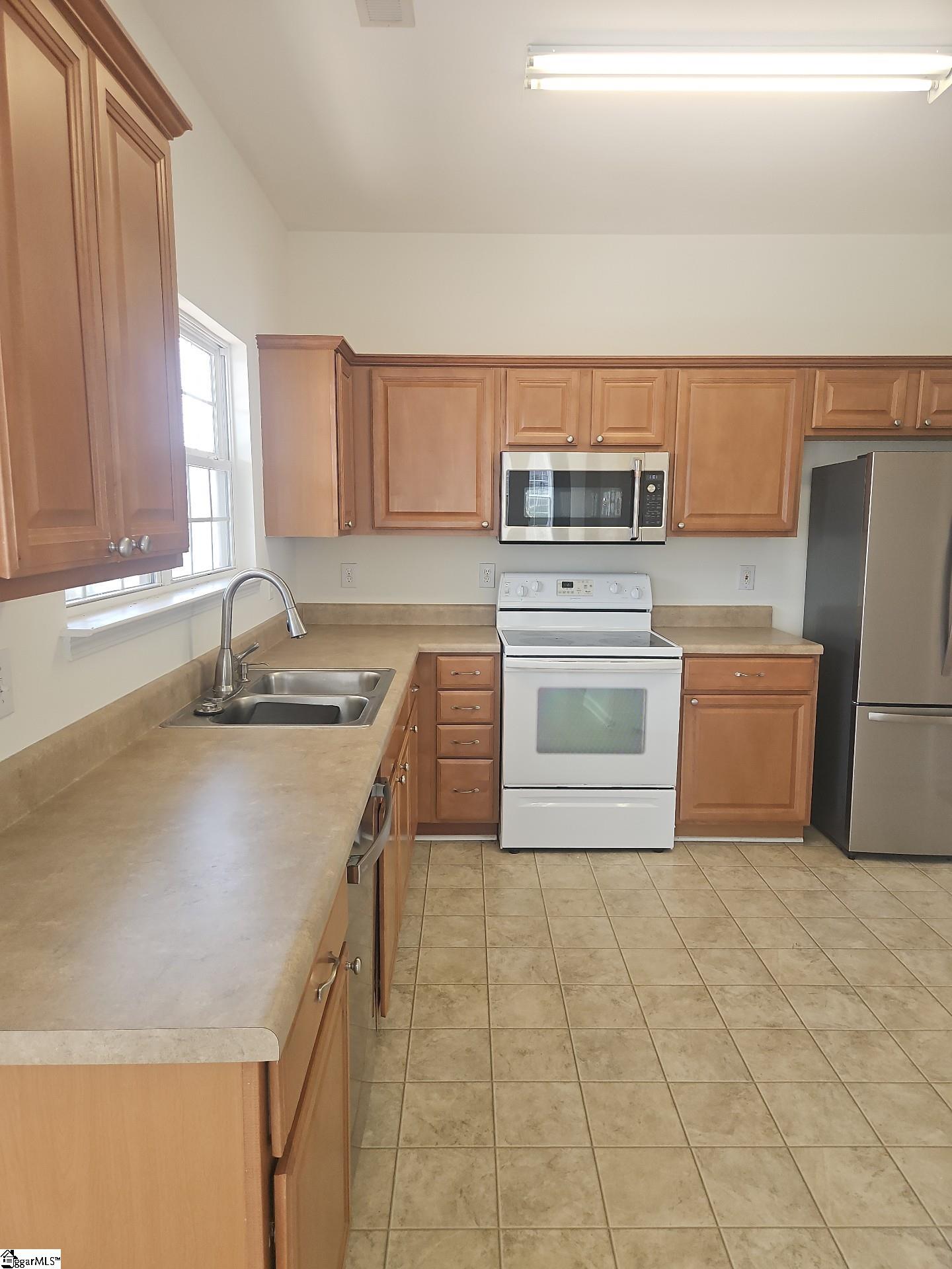 213 Worcester Lane Property Photo 12