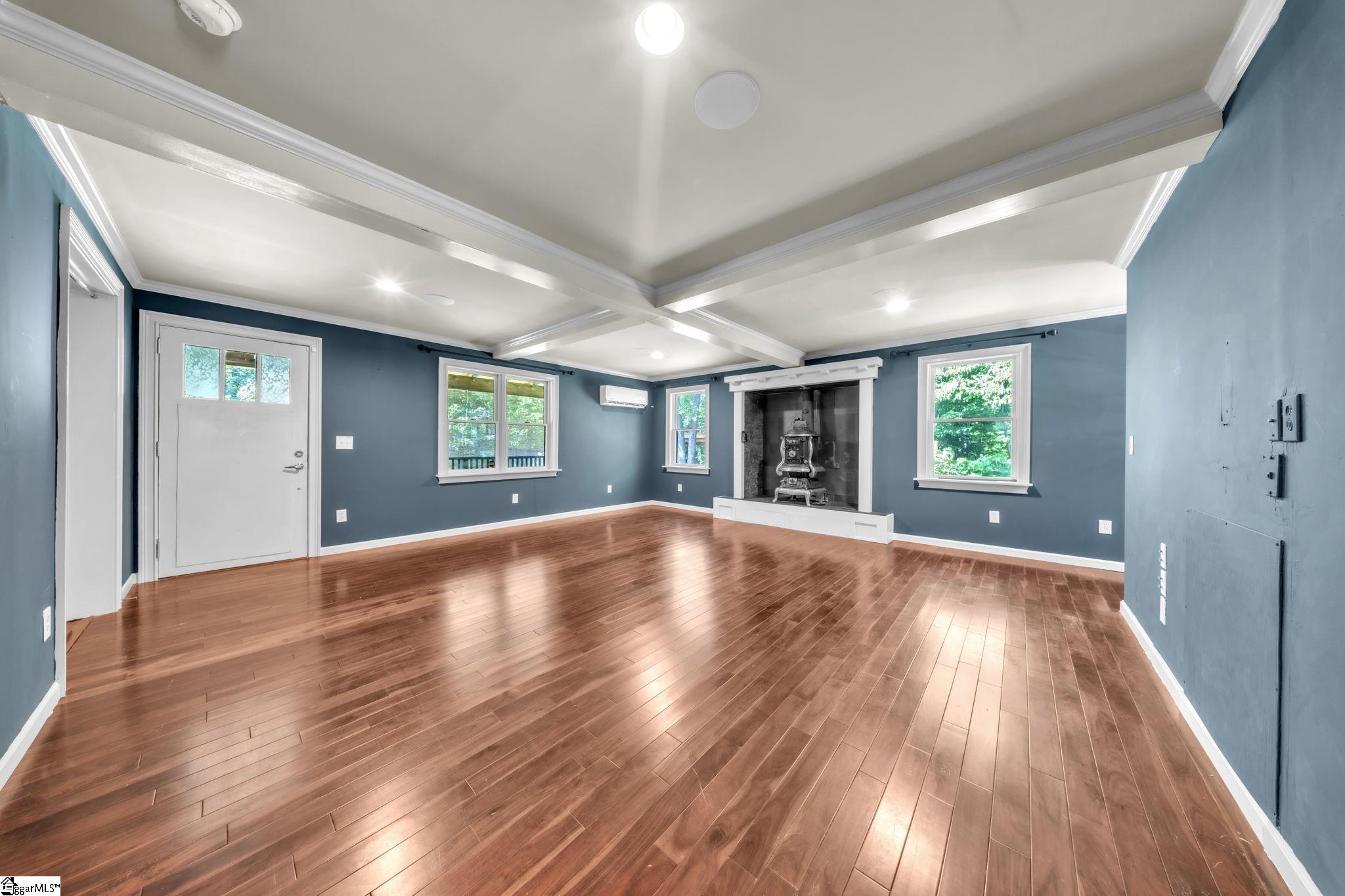 770 Princeton Highway Property Photo 4