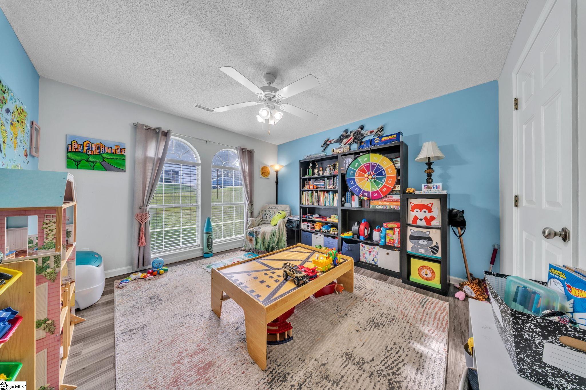 411 Hill Lane Property Photo 12