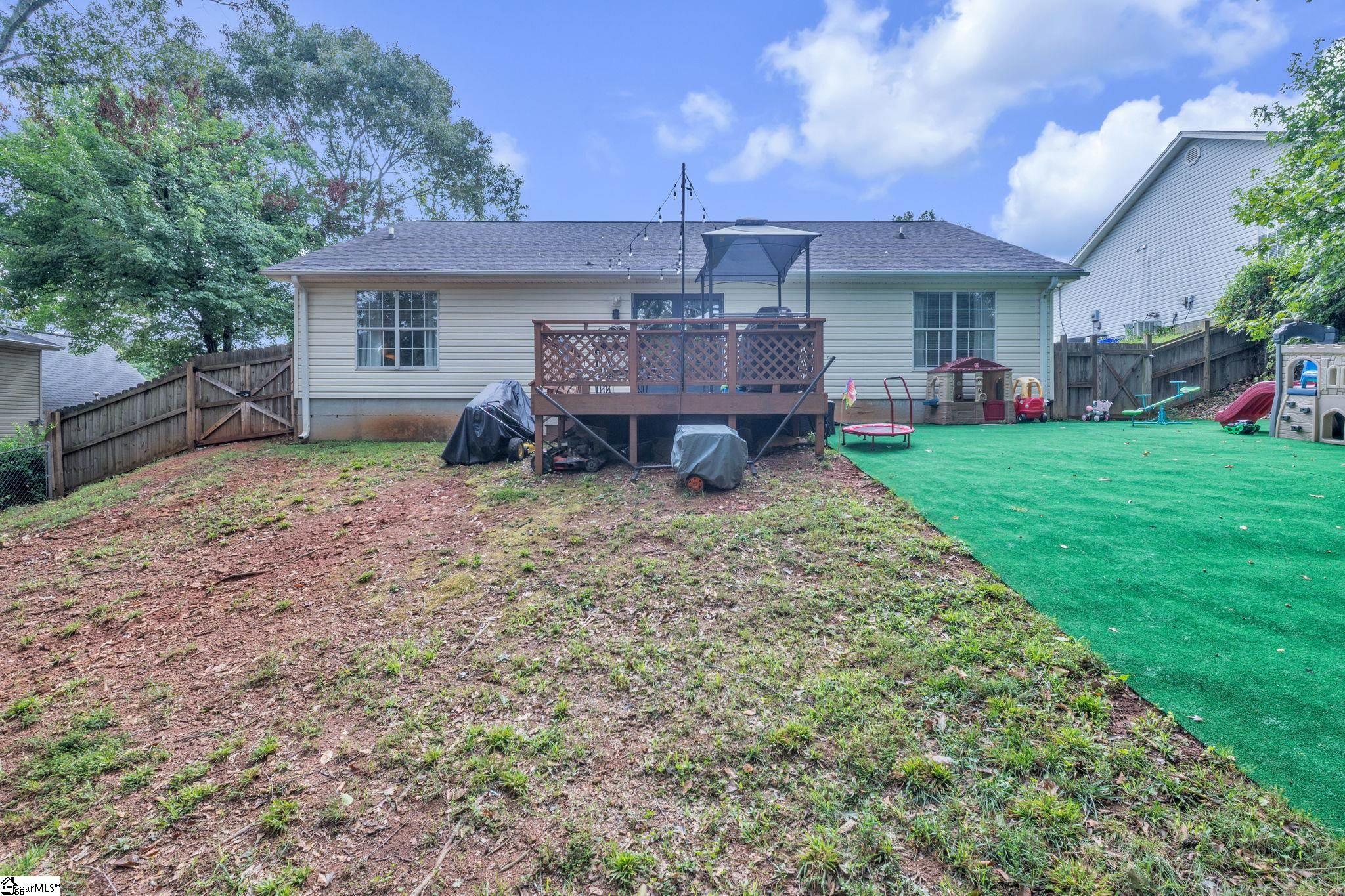 411 Hill Lane Property Photo 17