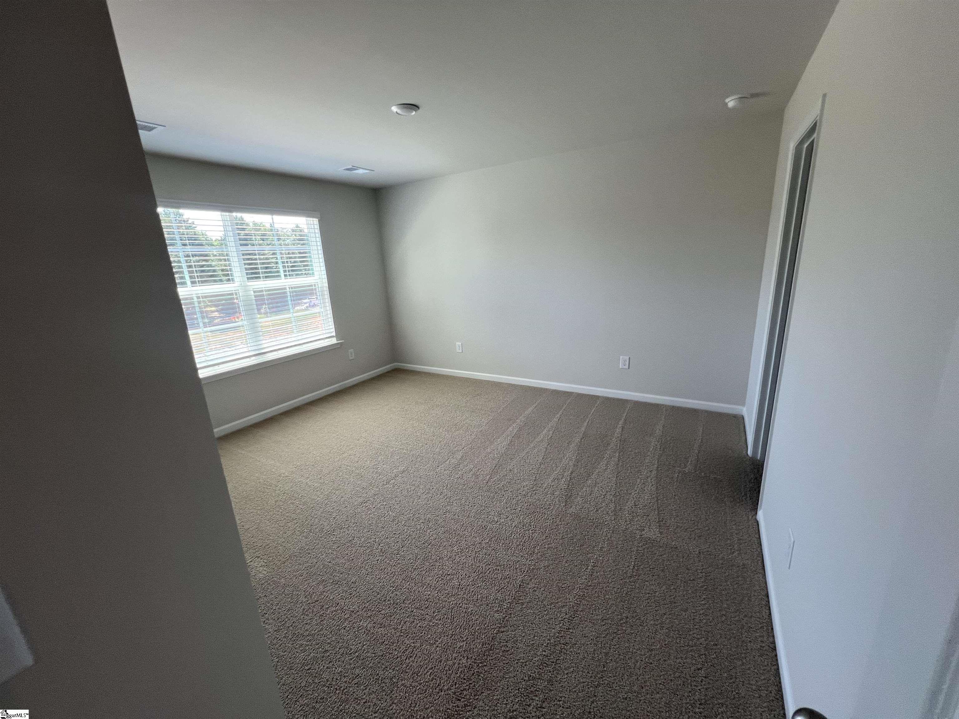 746 Camperdown Way Property Photo 16