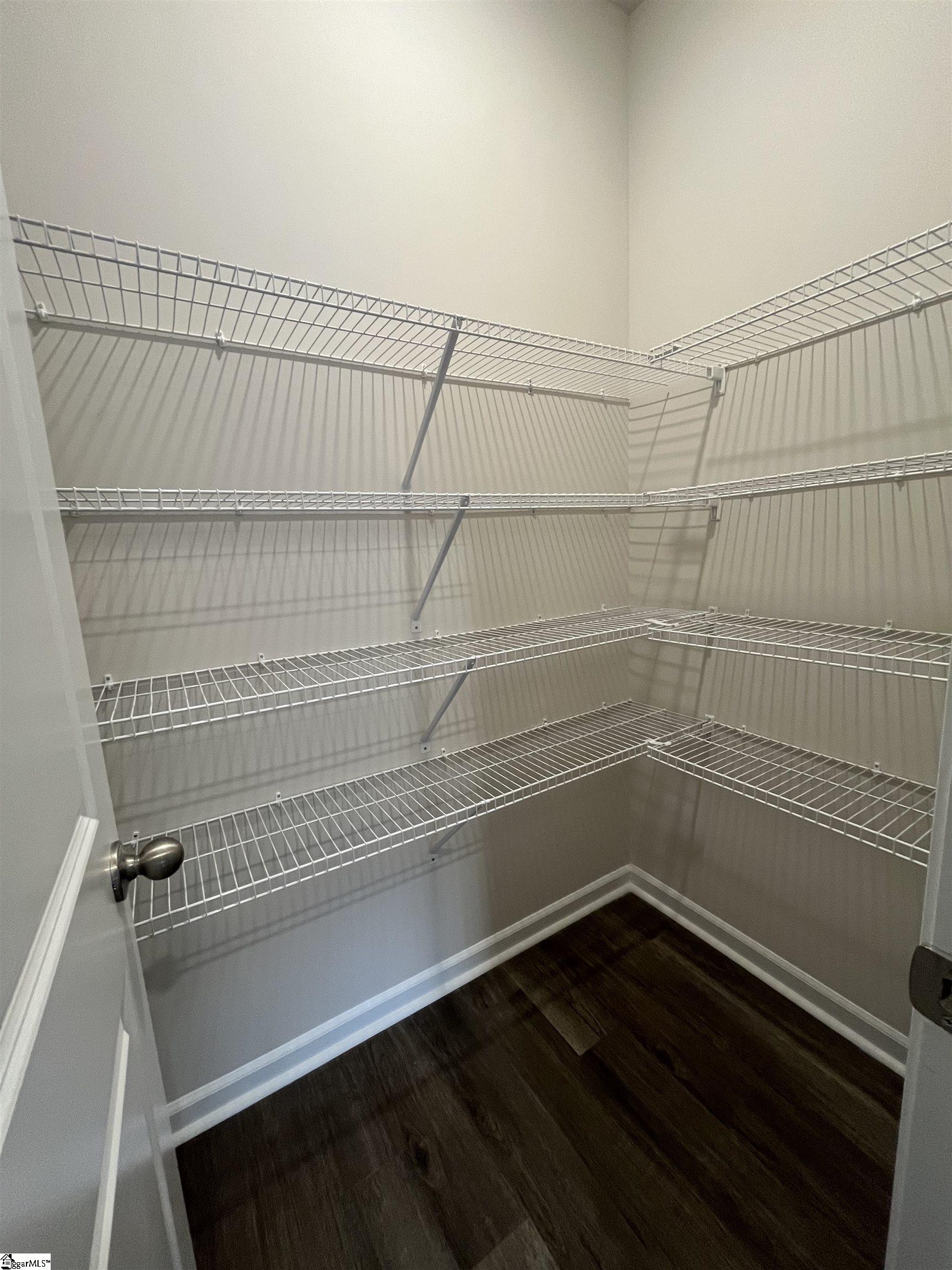 746 Camperdown Way Property Photo 26