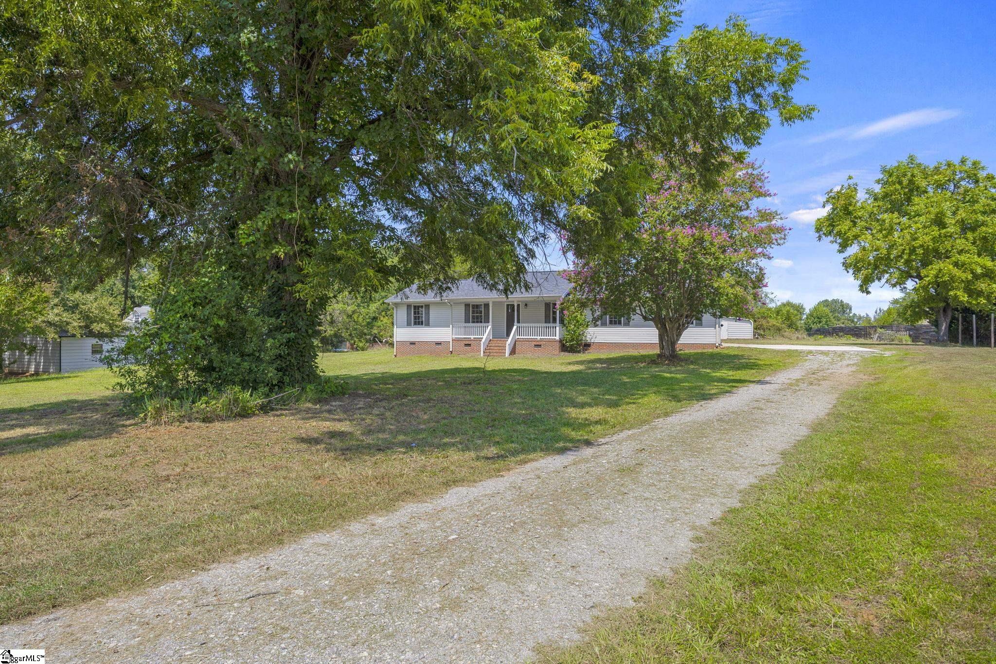 103 Bridgeview Drive Property Photo 1