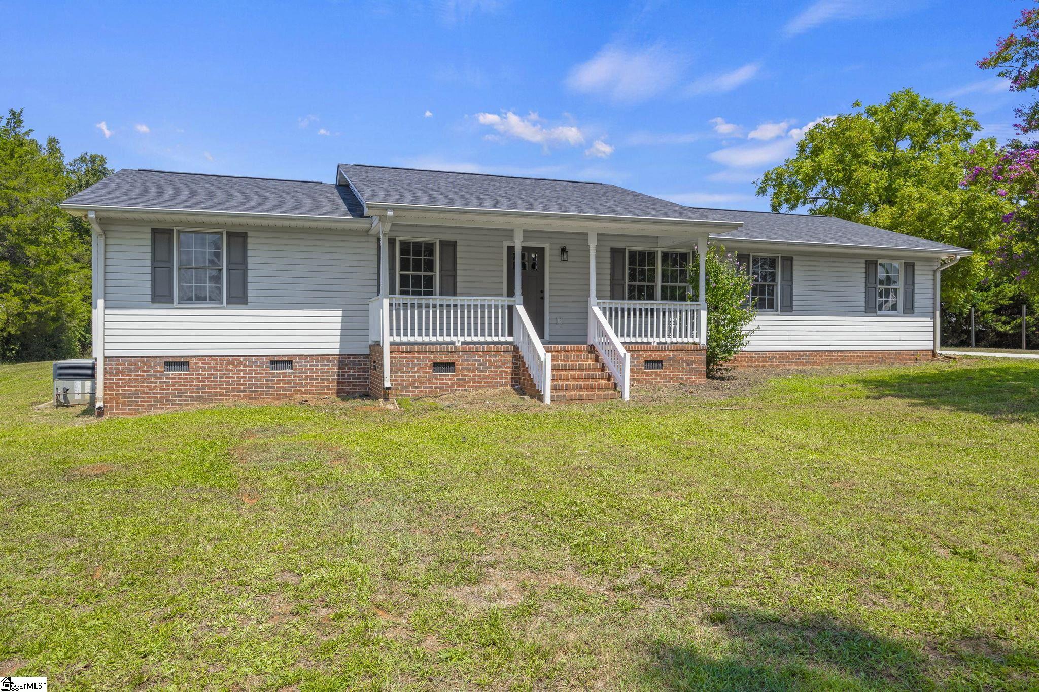 103 Bridgeview Drive Property Photo 4
