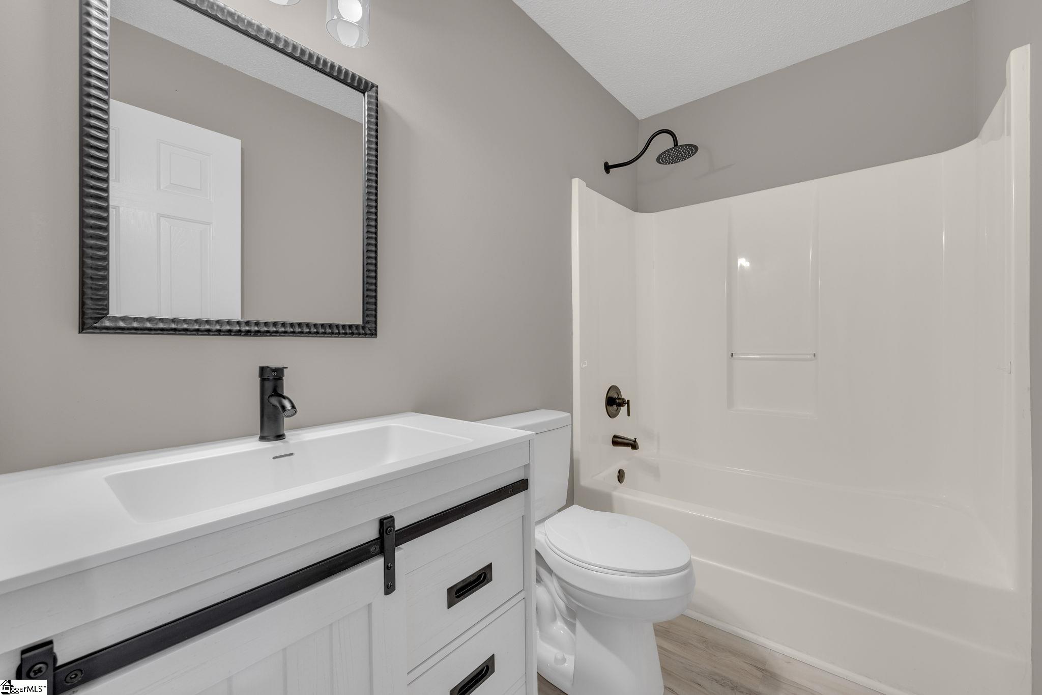 103 Bridgeview Drive Property Photo 16