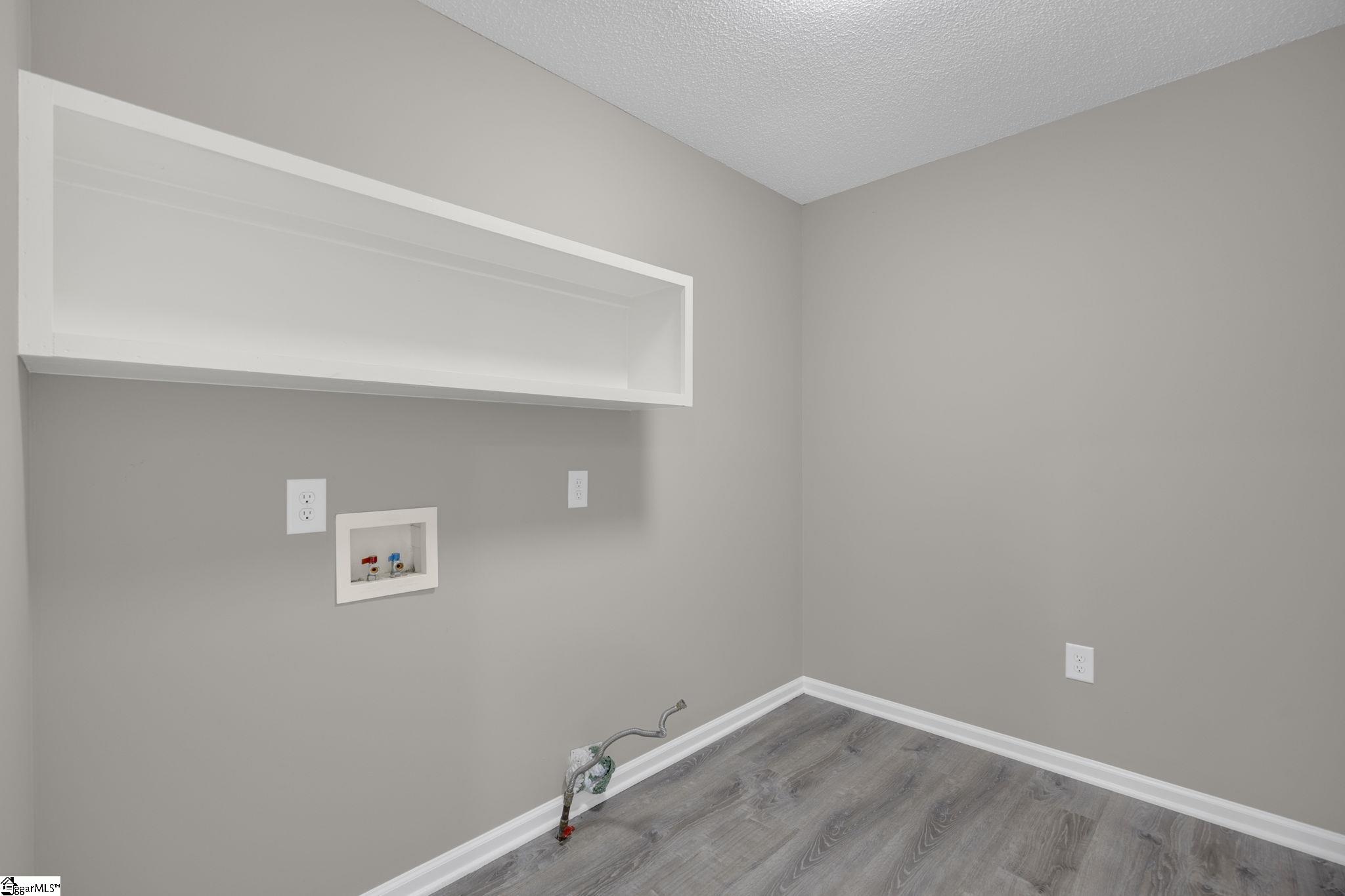 103 Bridgeview Drive Property Photo 20