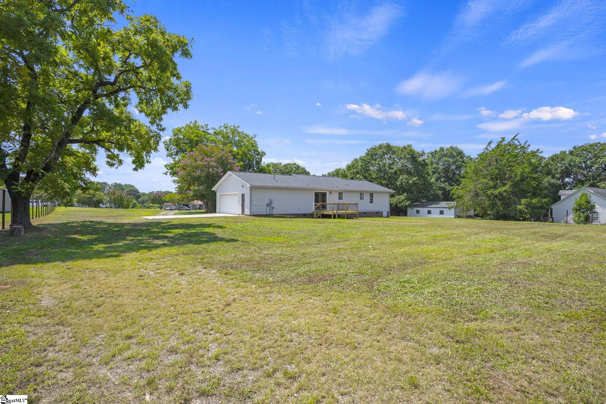 103 Bridgeview Drive Property Photo 32
