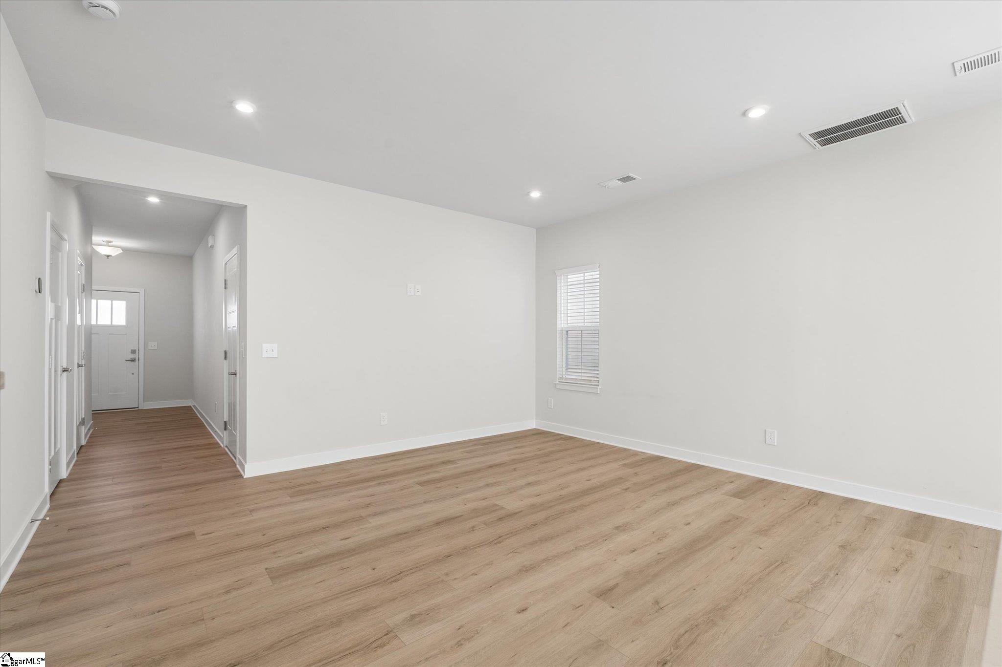 336 Lograto Lane Property Photo 7