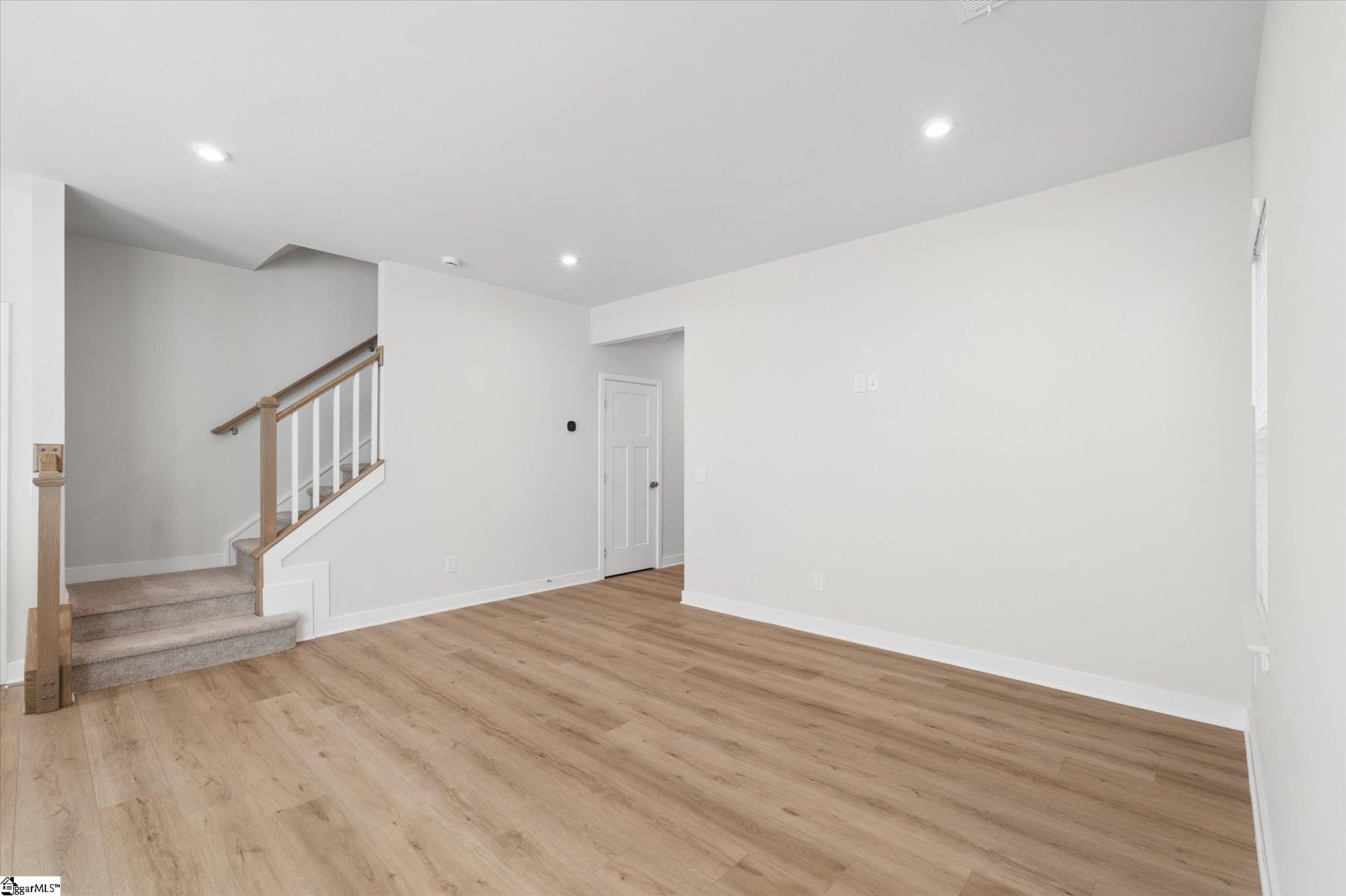 336 Lograto Lane Property Photo 8