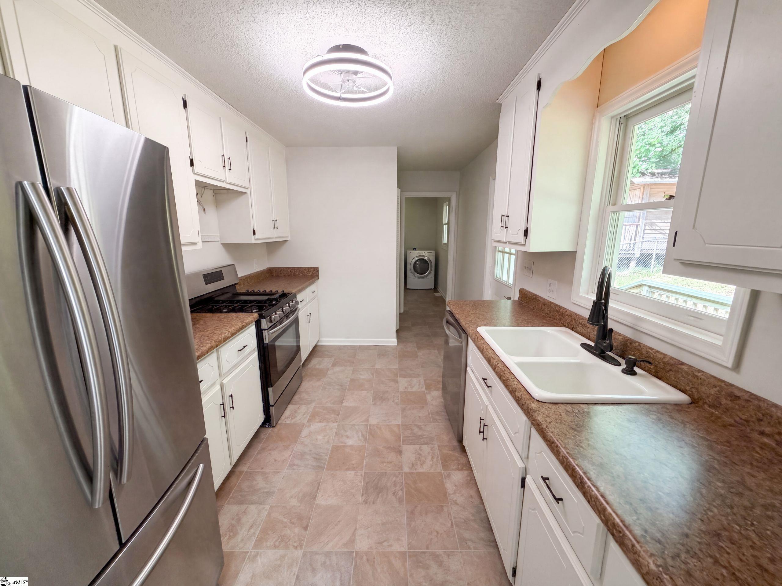 106 Hilltop Road Property Photo 2