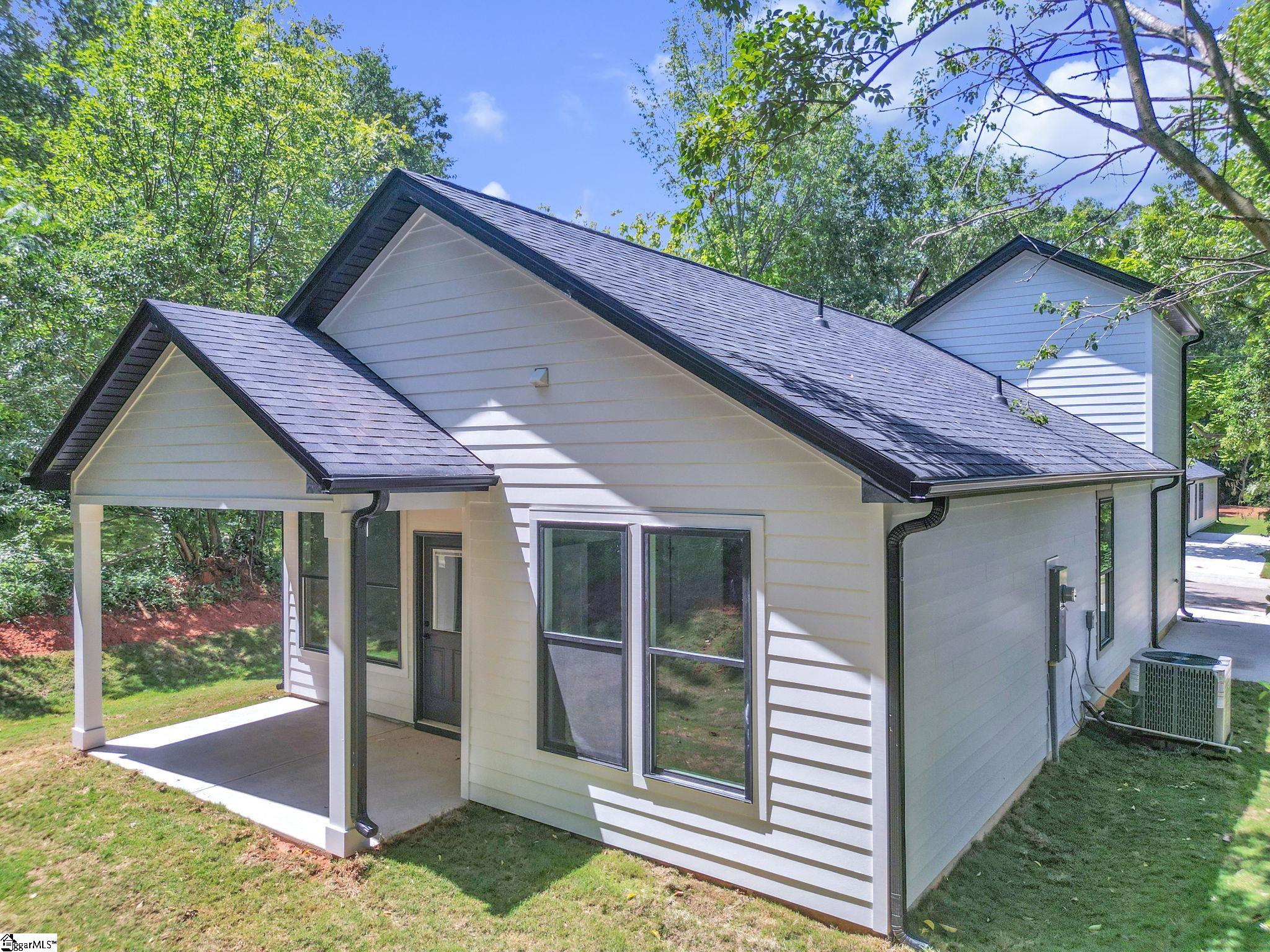 465 Tryon Street Property Photo 21