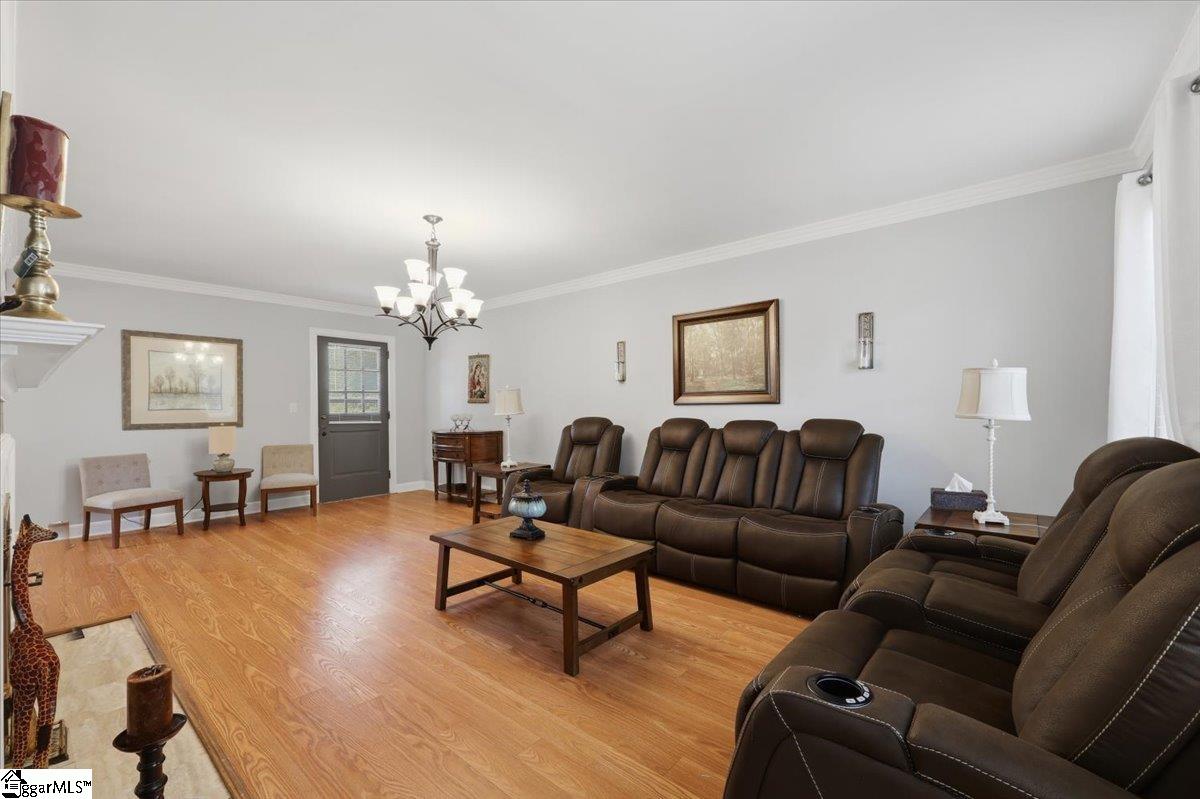 105 Pine Lane Property Photo 4