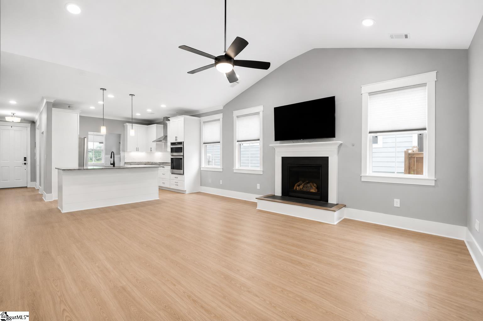 564 Backacre Court Property Photo 6