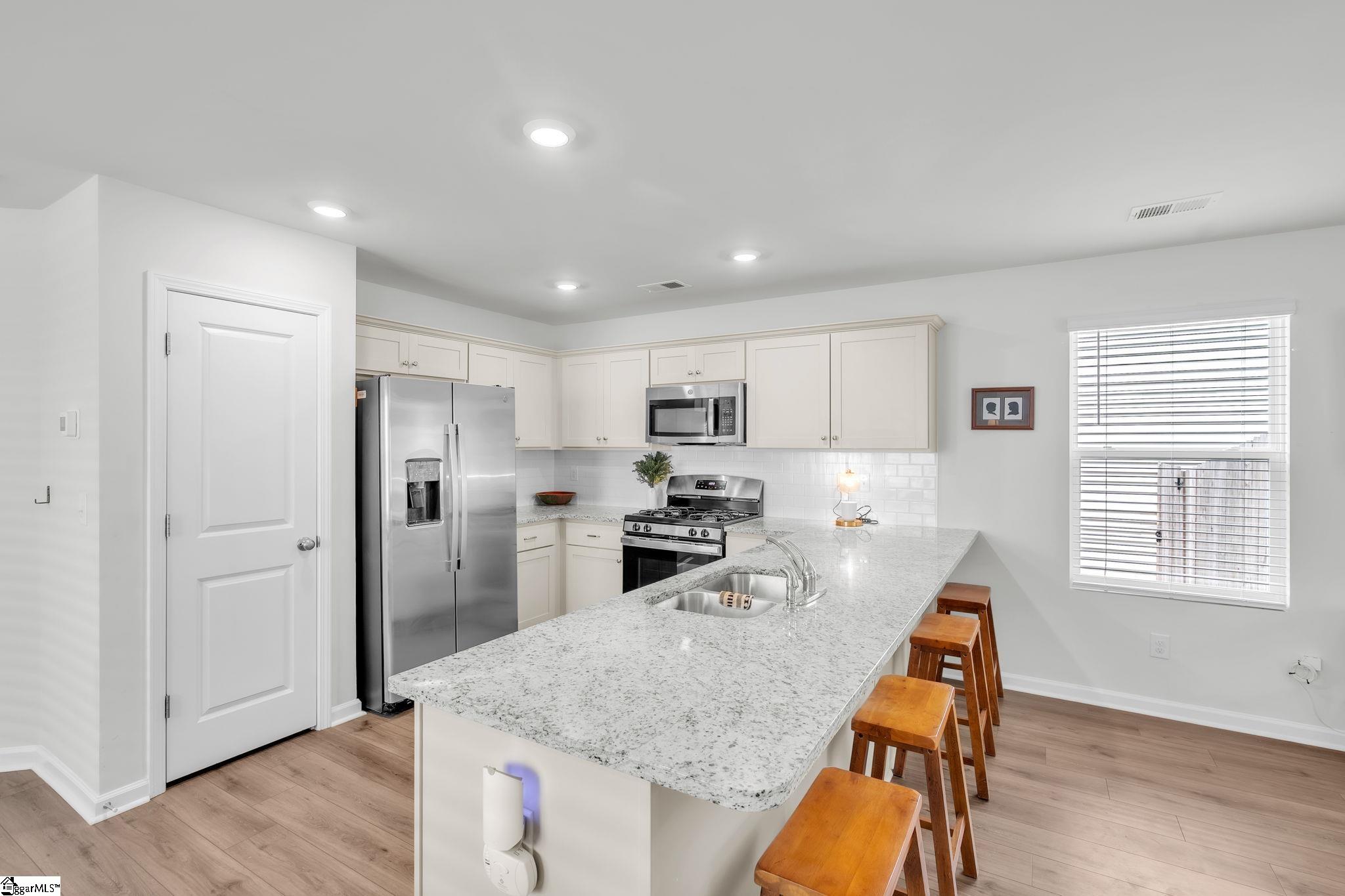 168 Braxton Drive Property Photo 2
