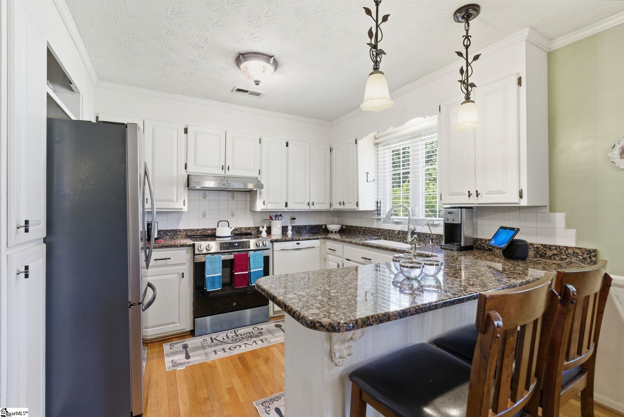 136 Bagwell Street Property Photo 3
