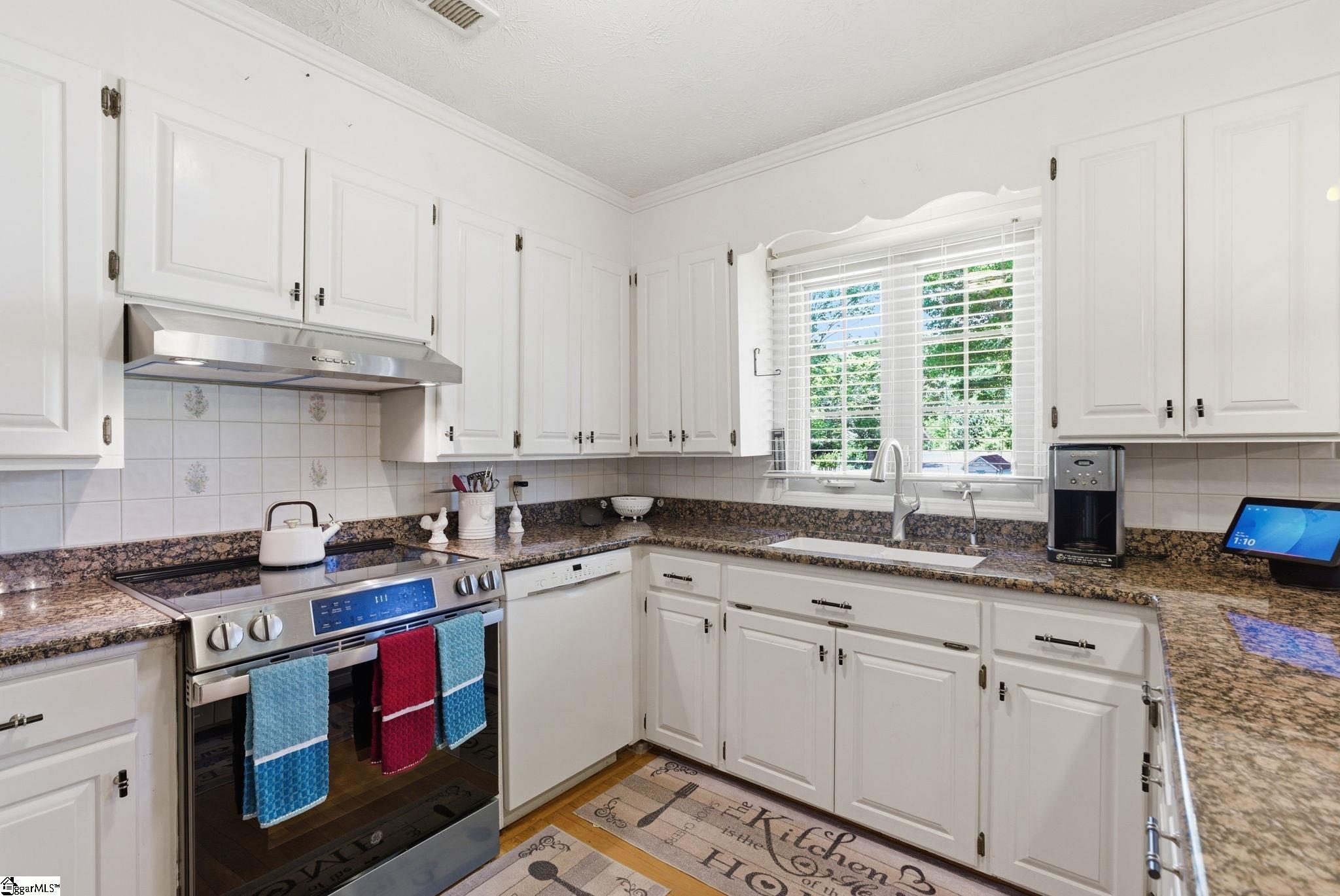 136 Bagwell Street Property Photo 12