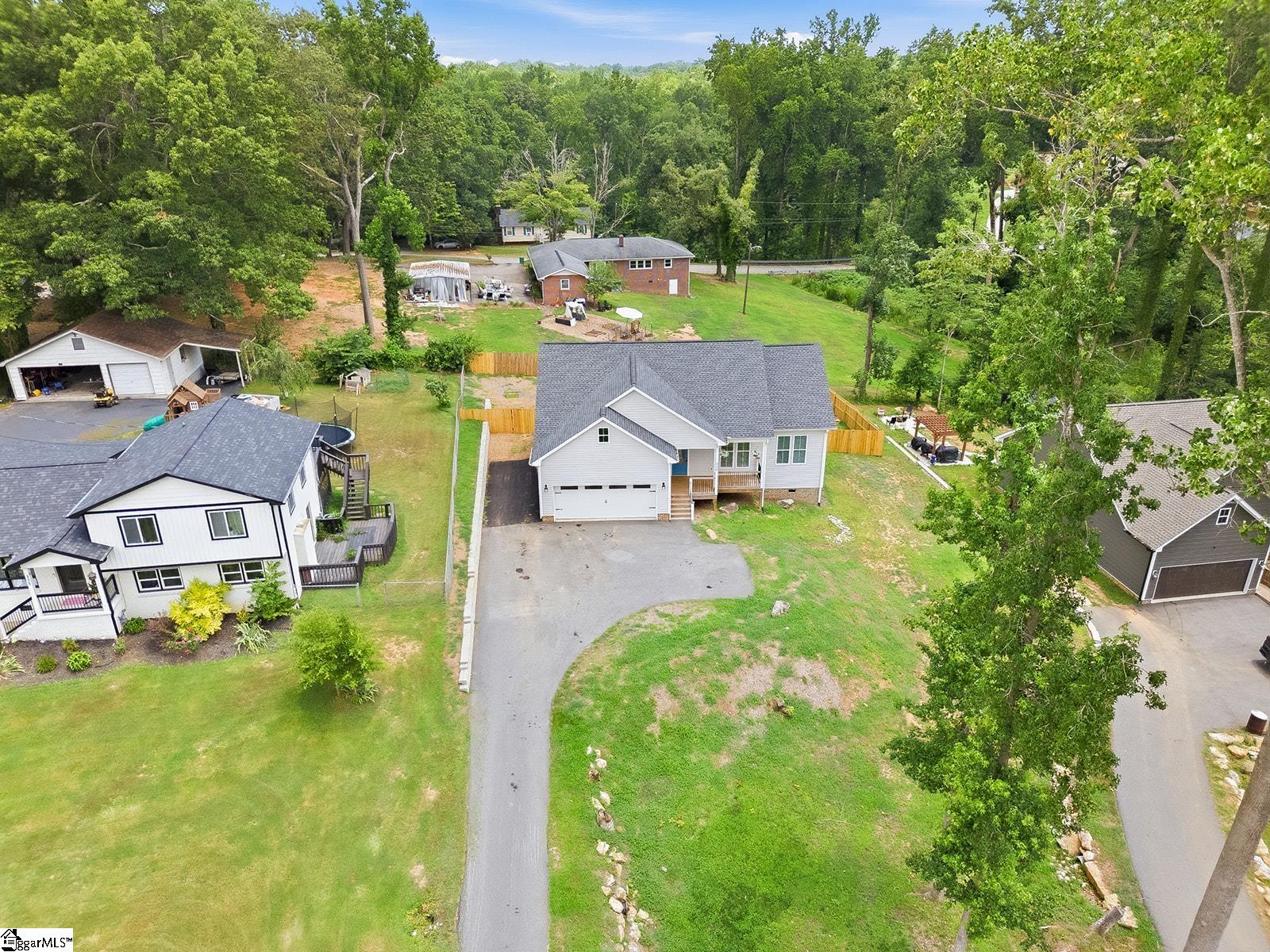 329 Woodley Road Property Photo 46