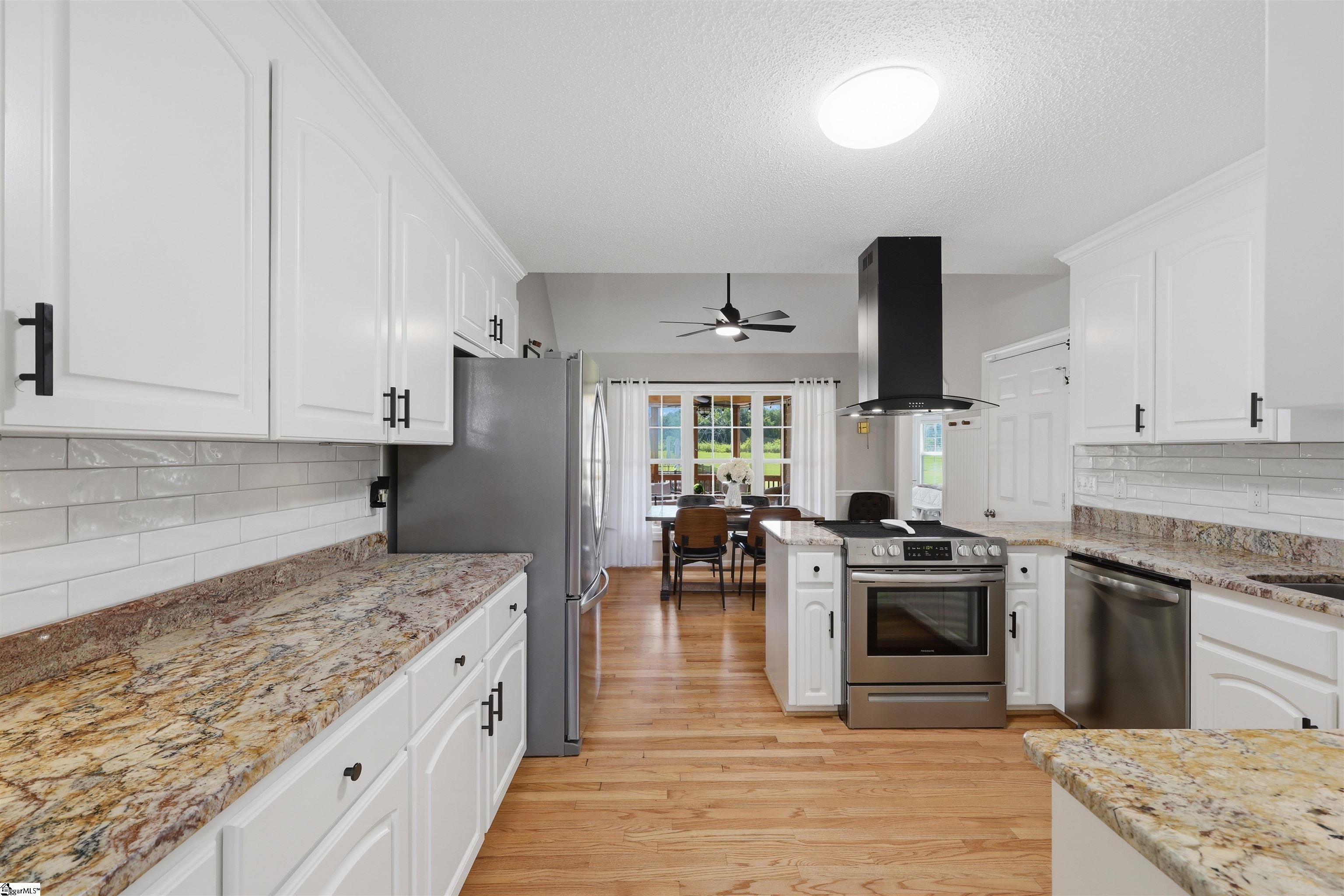 12 Silver Meadow Lane Property Photo 15