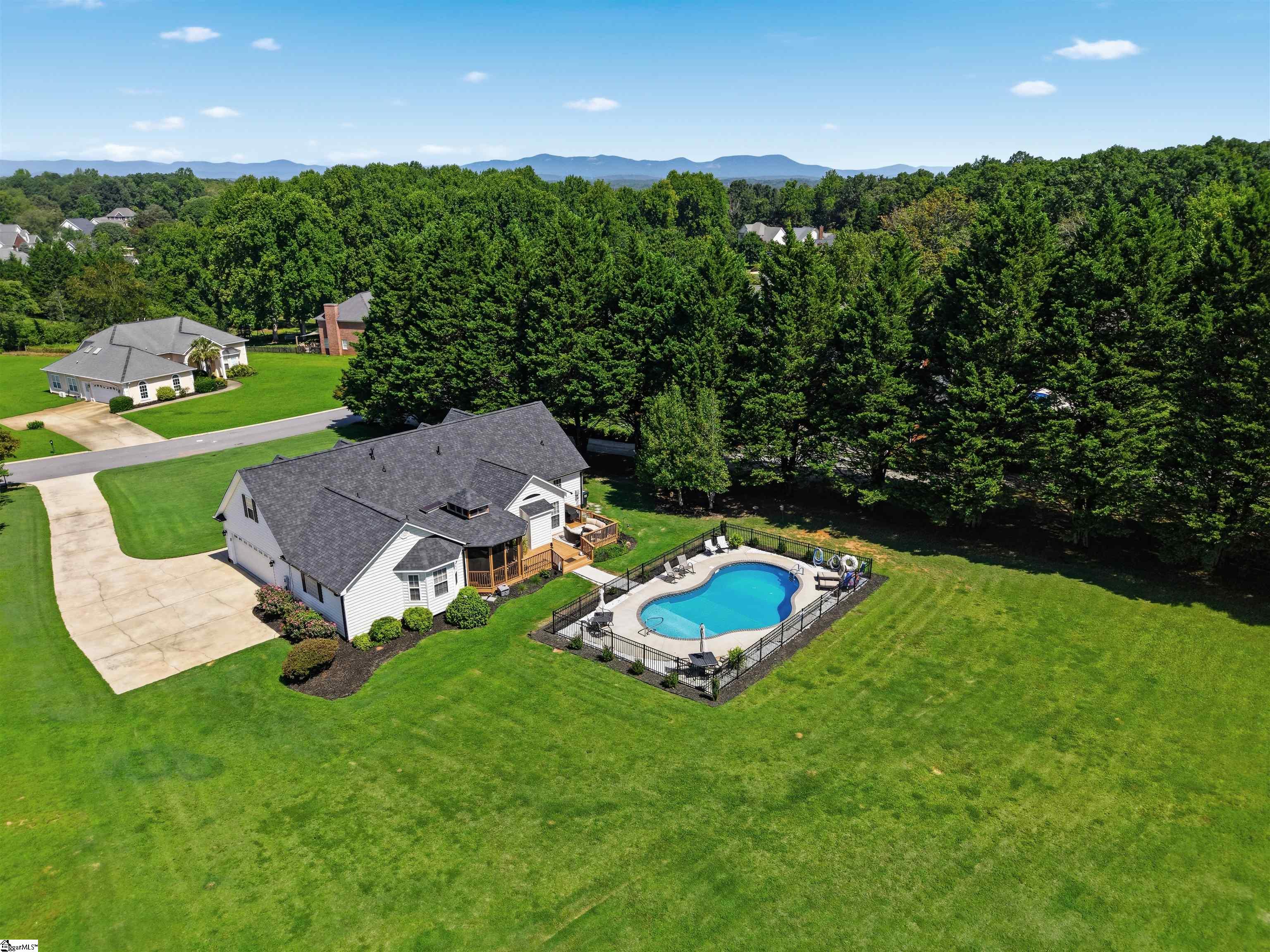 12 Silver Meadow Lane Property Photo 40