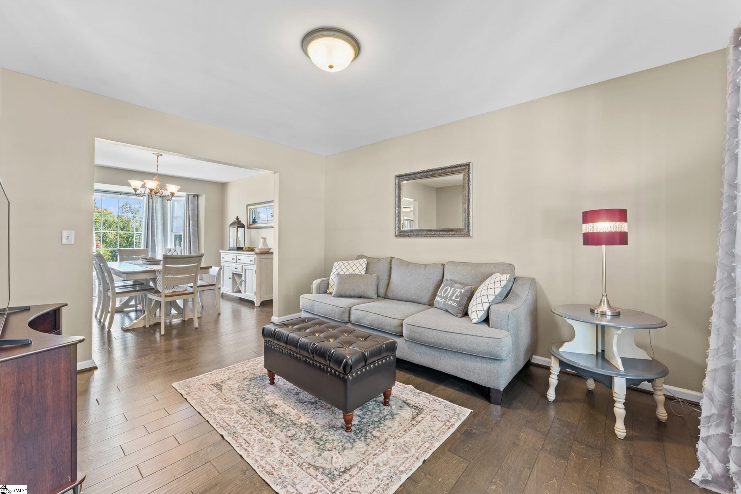 705 Canton Court Property Photo 4