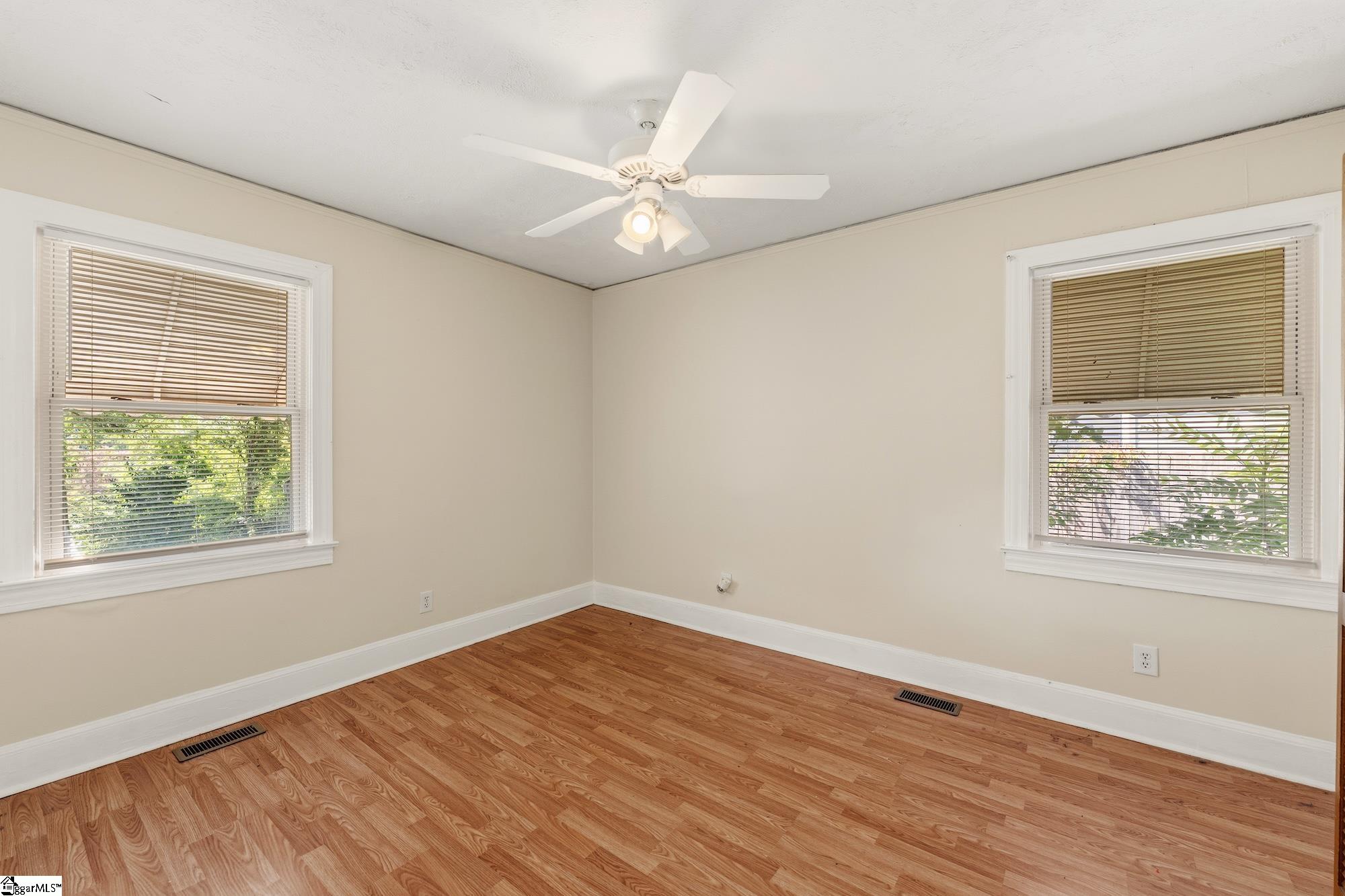 606 Perry Road Property Photo 13