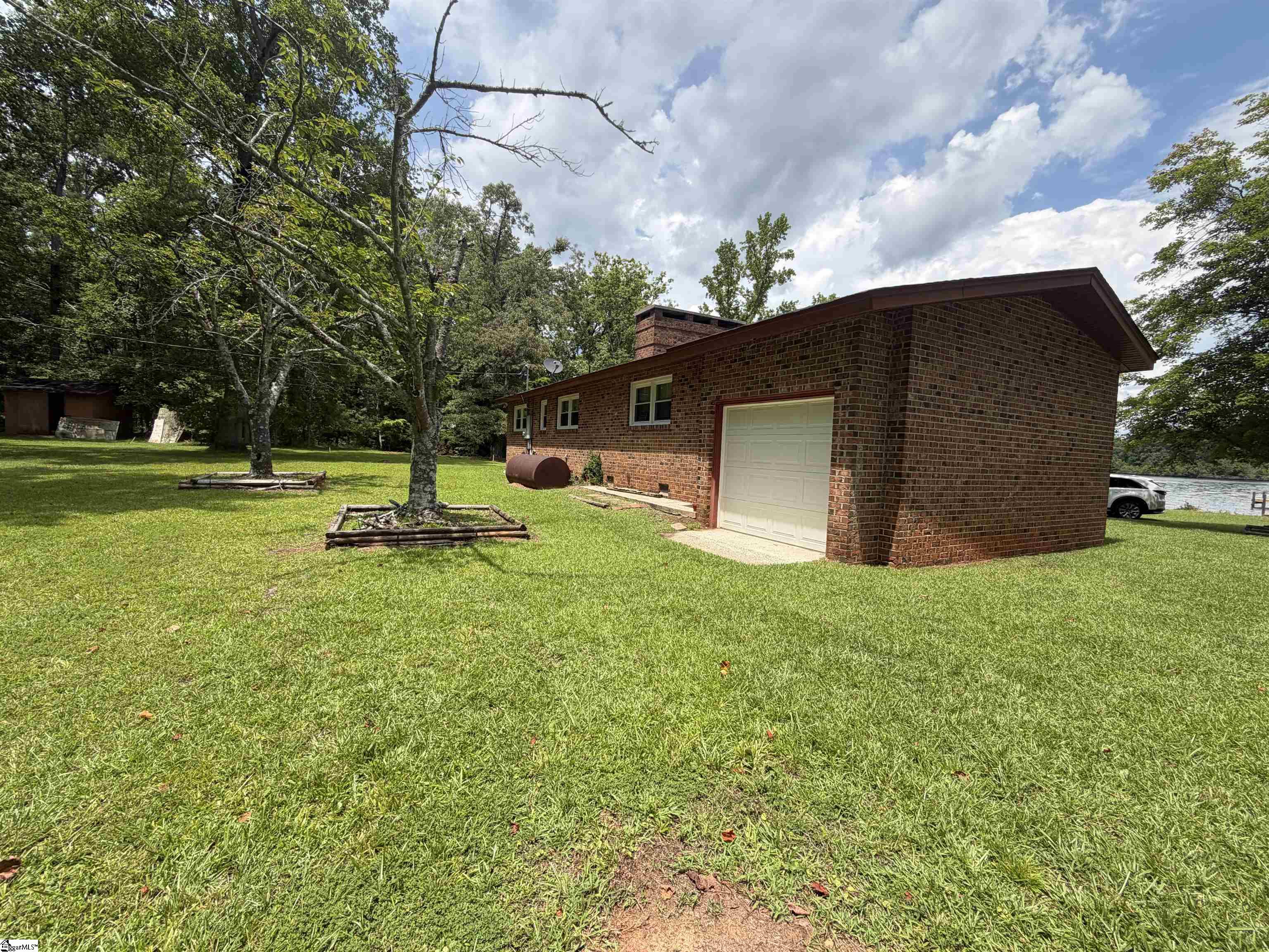 775 Pineland Shores Circle Property Photo 6