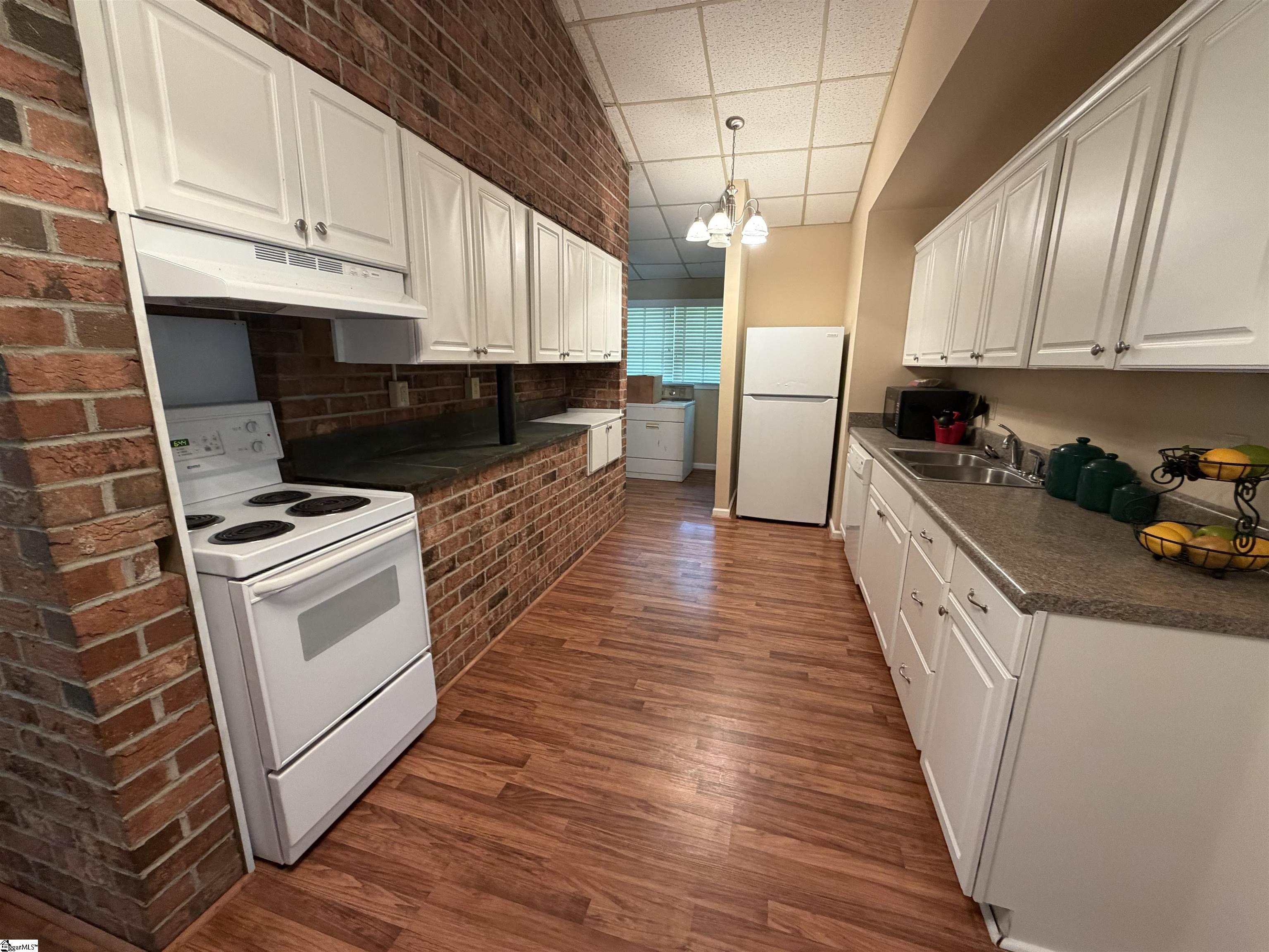 775 Pineland Shores Circle Property Photo 11