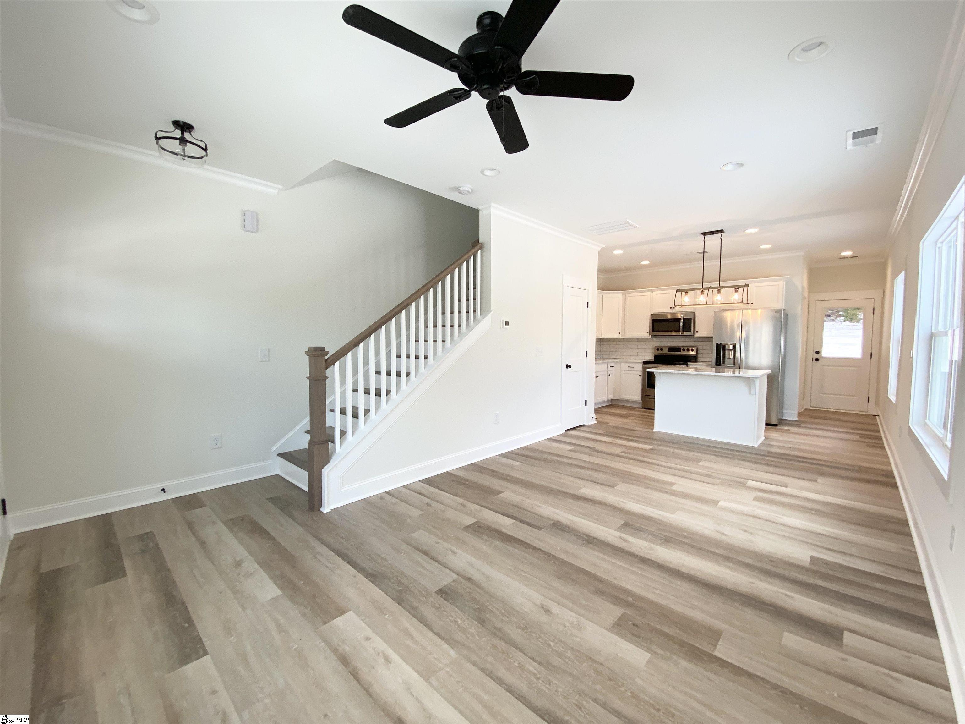 10 Stevens Street Property Photo 23