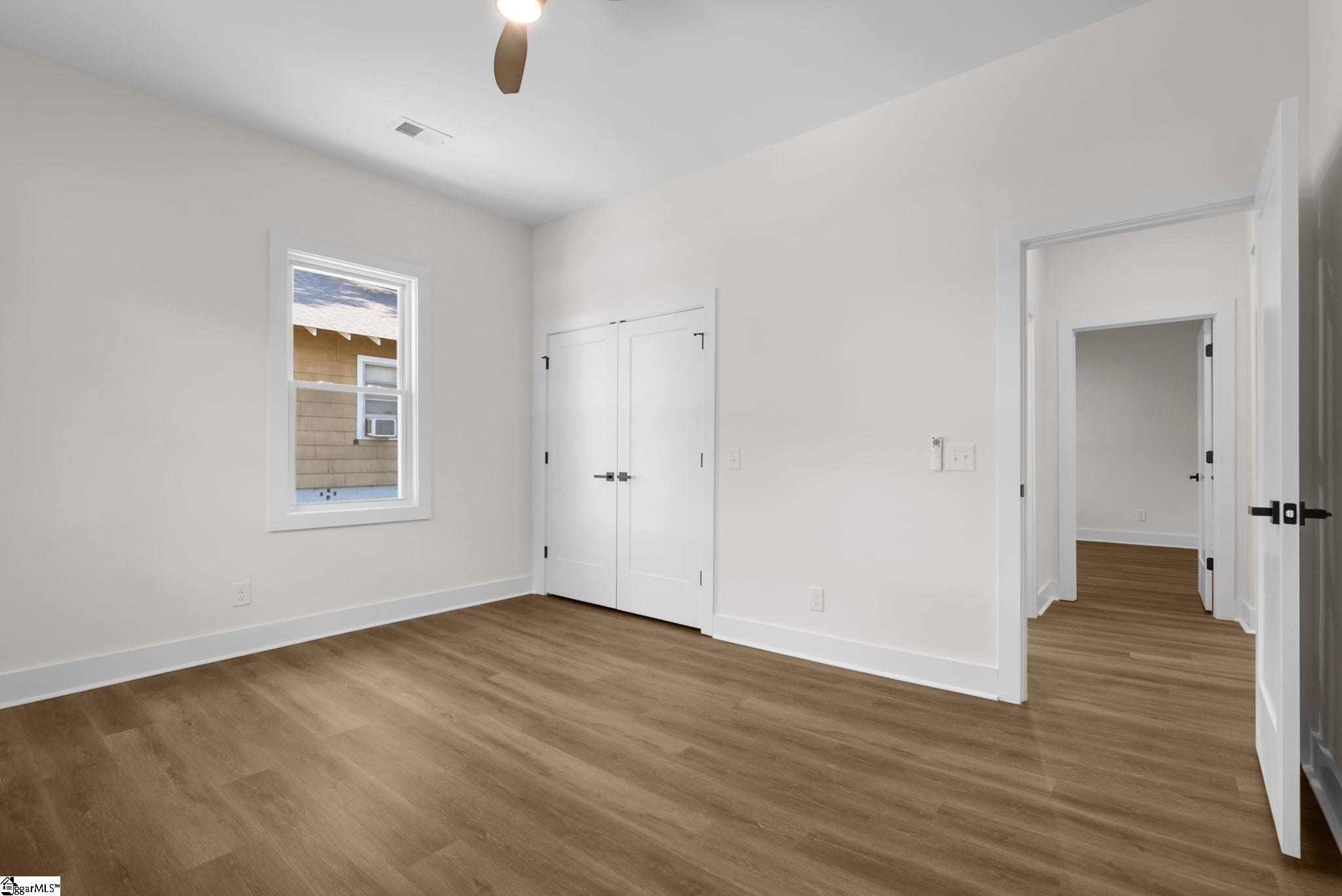 285 Moore Street Property Photo 30