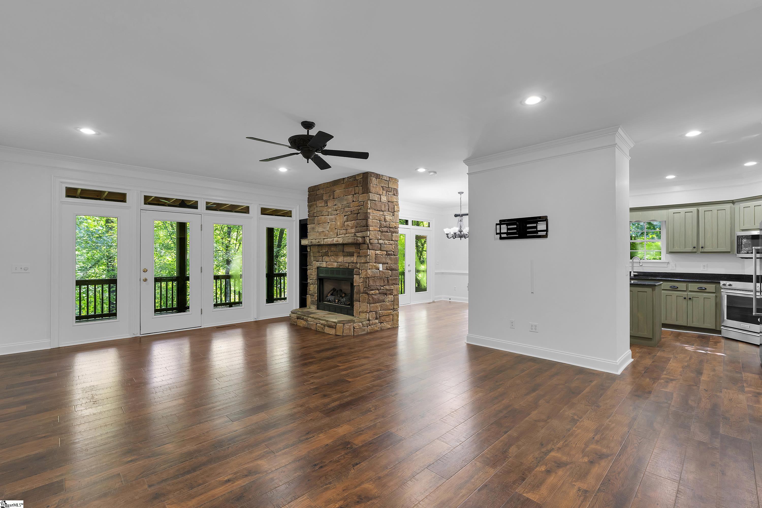 107 Blackfox Way Property Photo 7