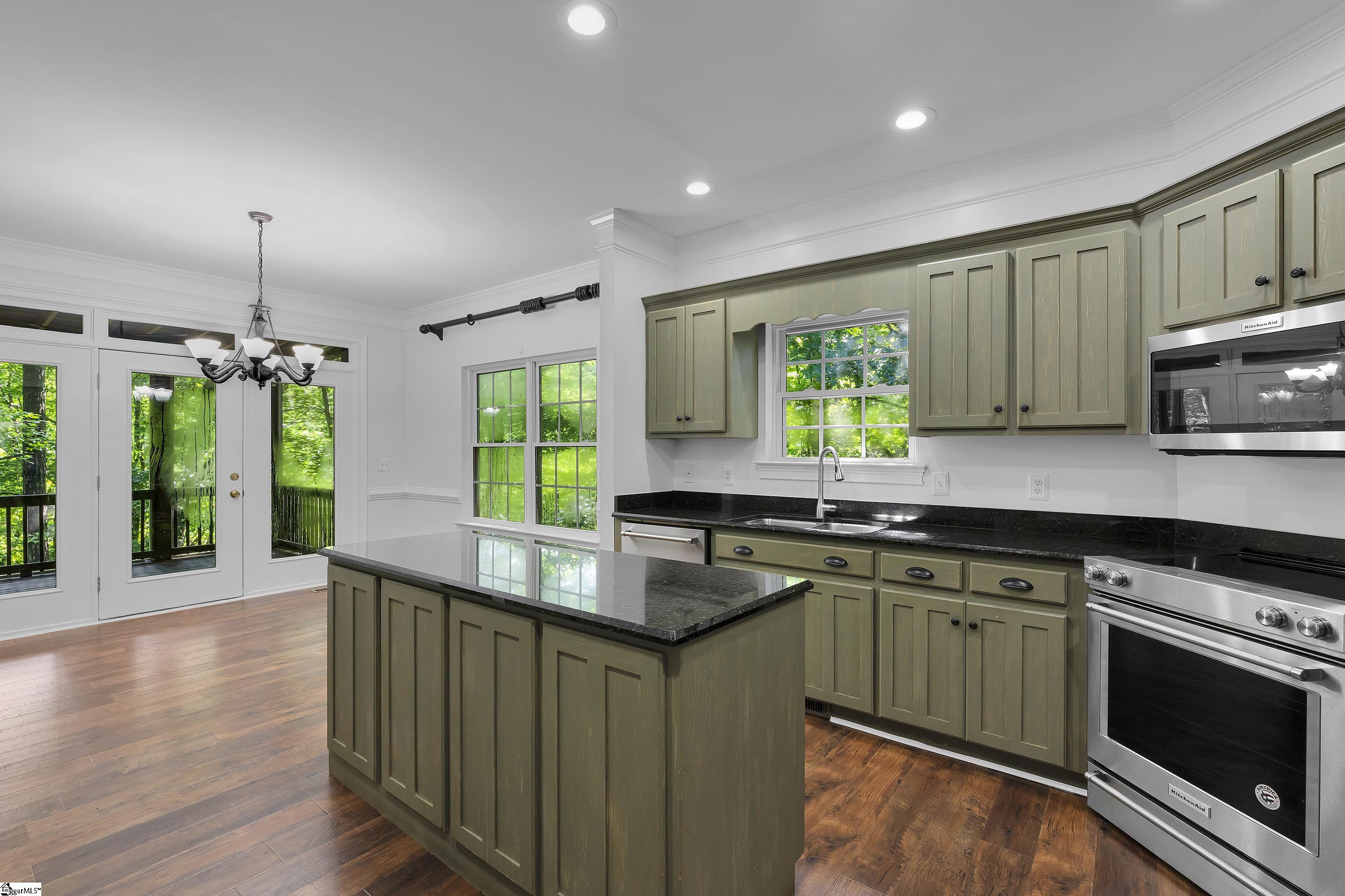 107 Blackfox Way Property Photo 8