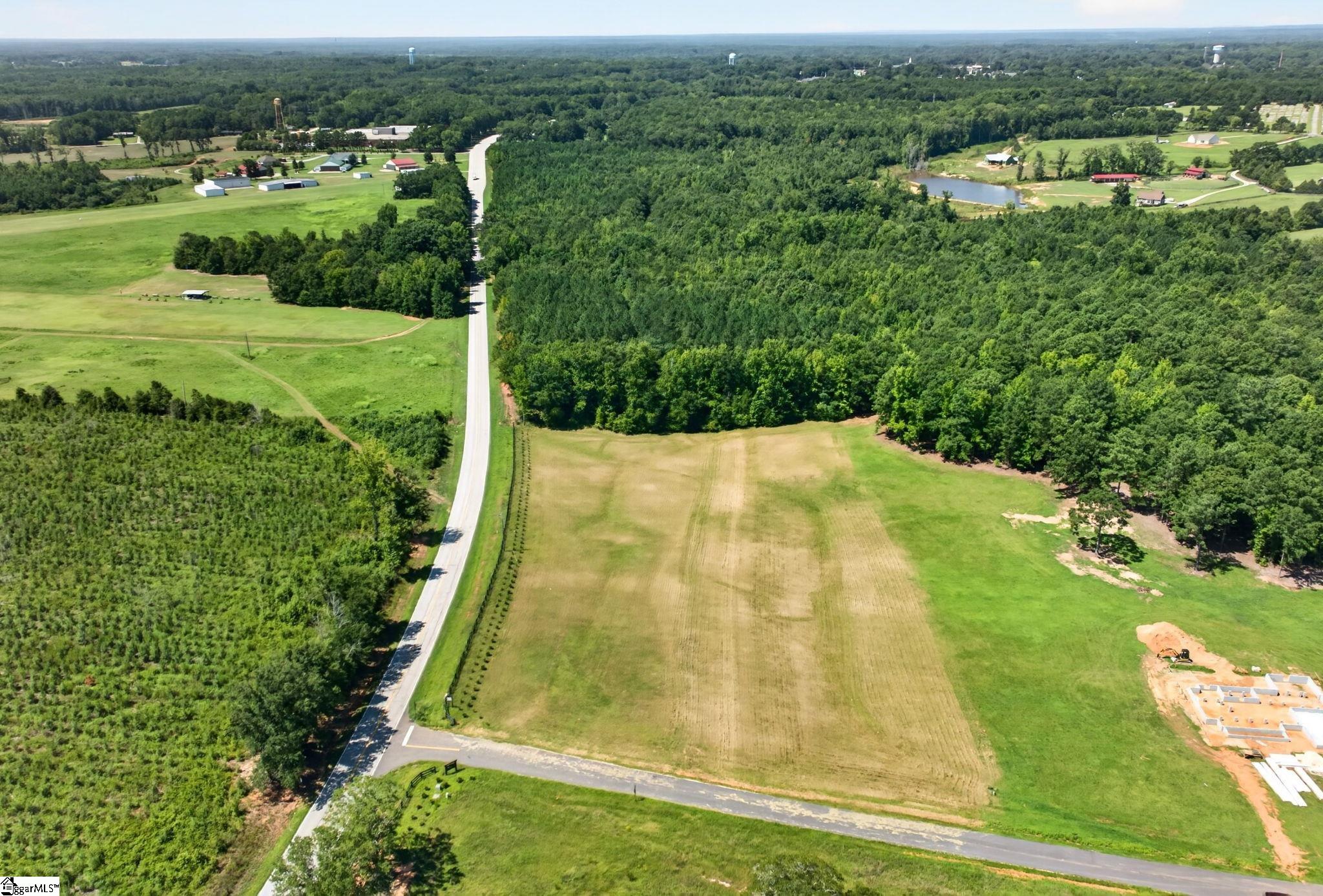 111 Flowing Rock Road Property Photo 10