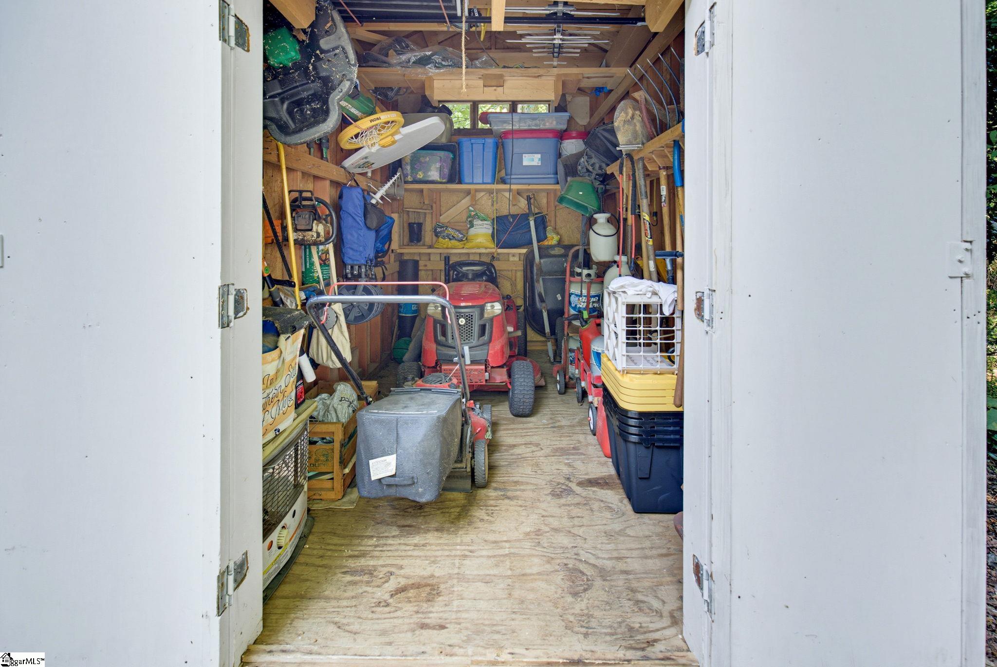 705 N Almond Drive Property Photo 38