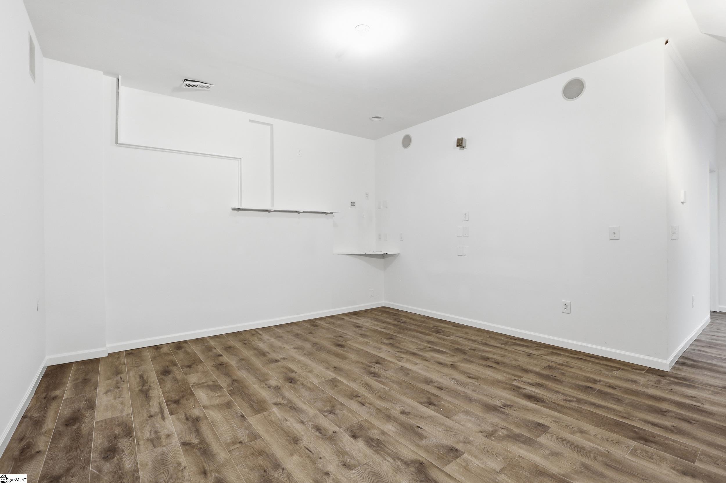 719 Timberwood Ridge Property Photo 29
