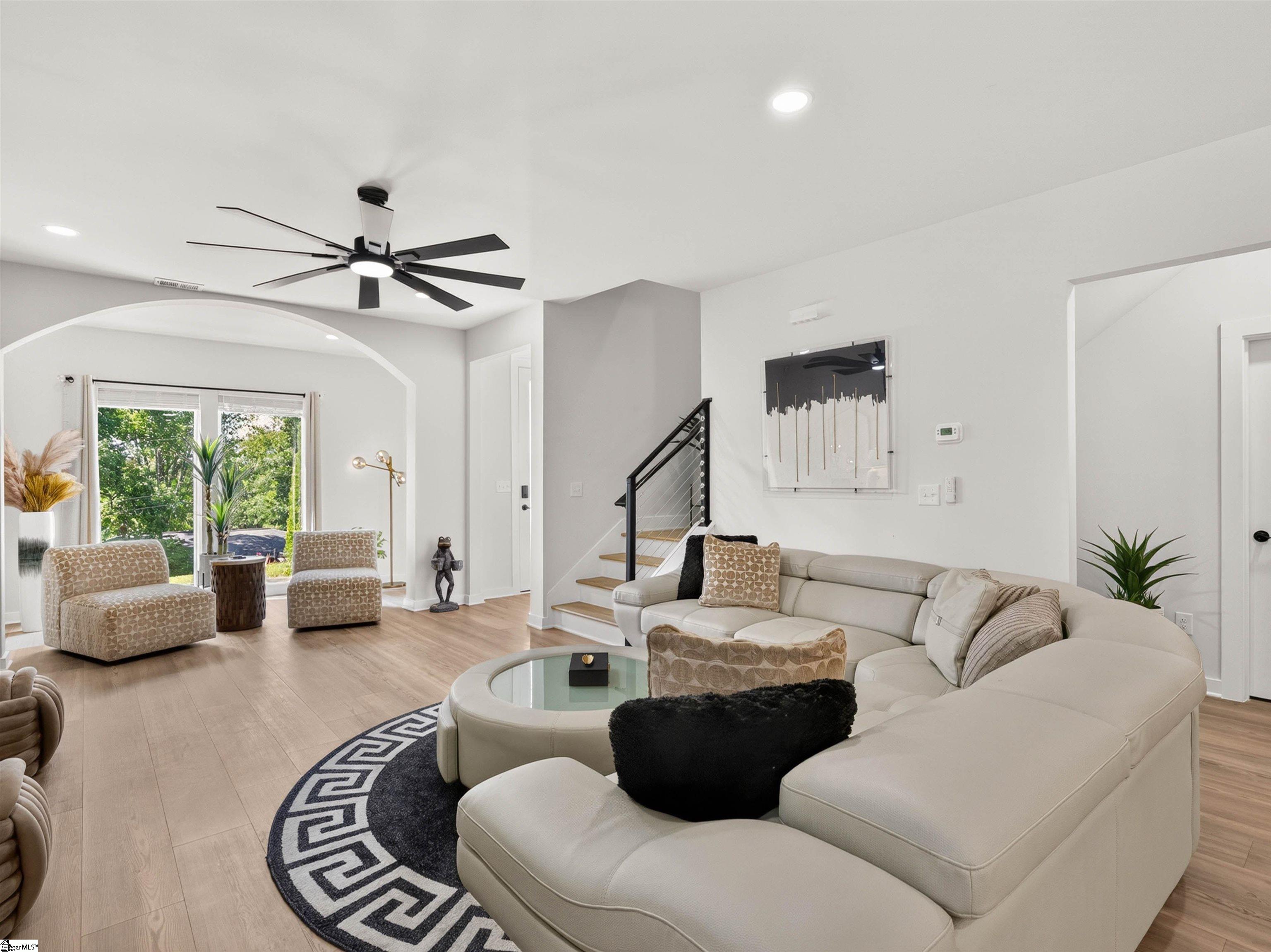 29 Harbor Drive Property Photo 5