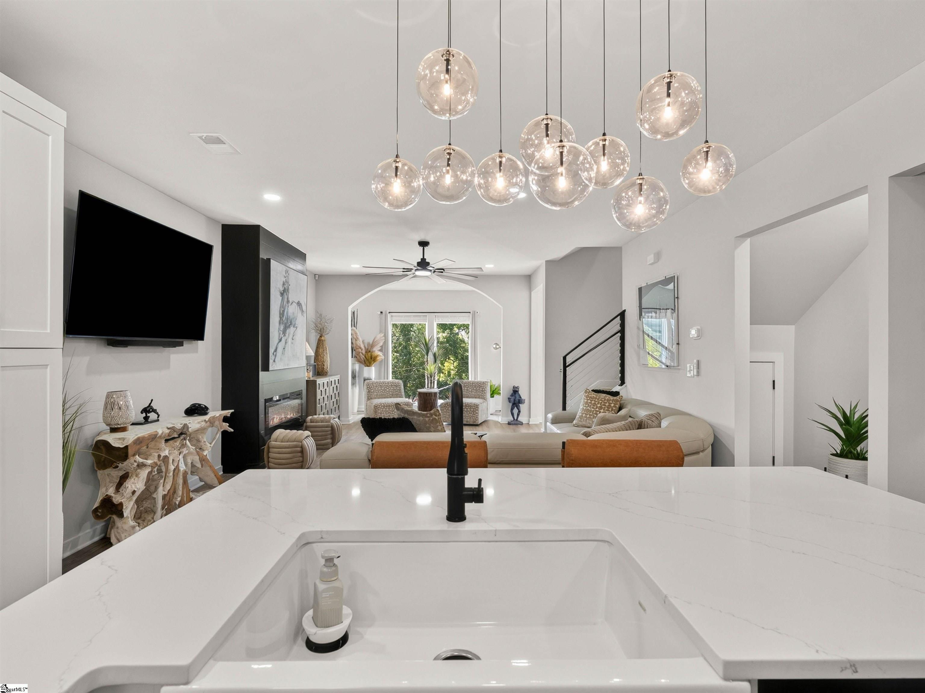 29 Harbor Drive Property Photo 11