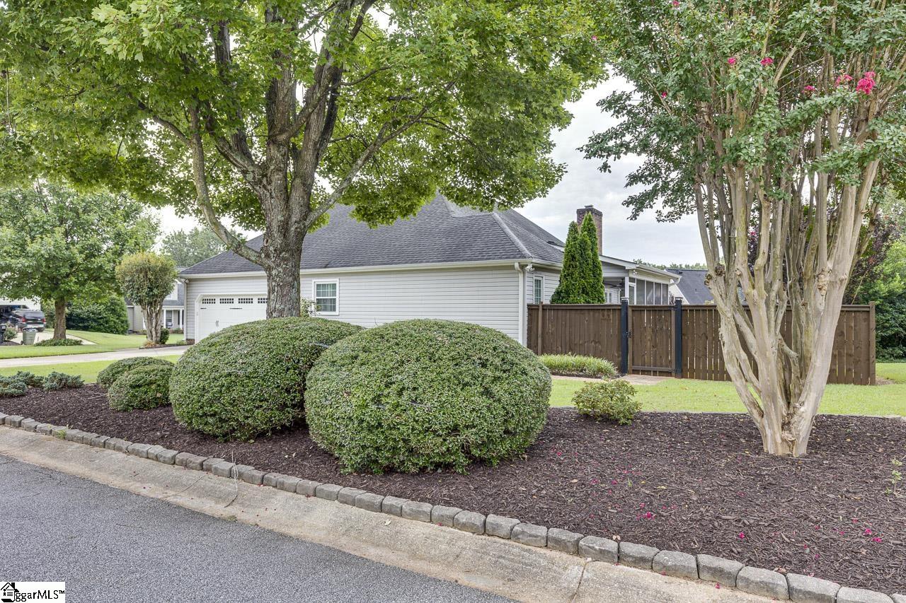302 Wild Rice Drive Property Photo 3