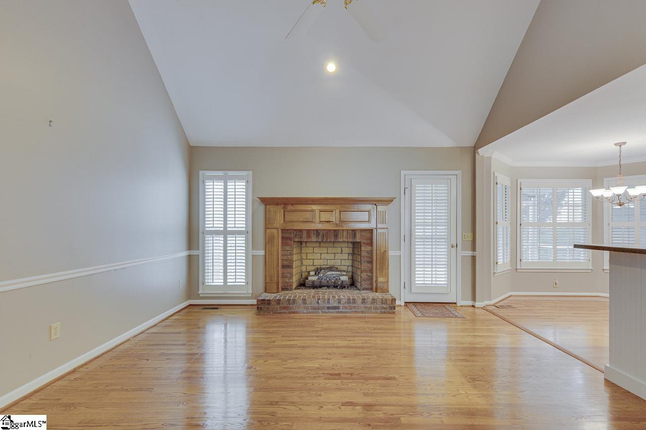 302 Wild Rice Drive Property Photo 6