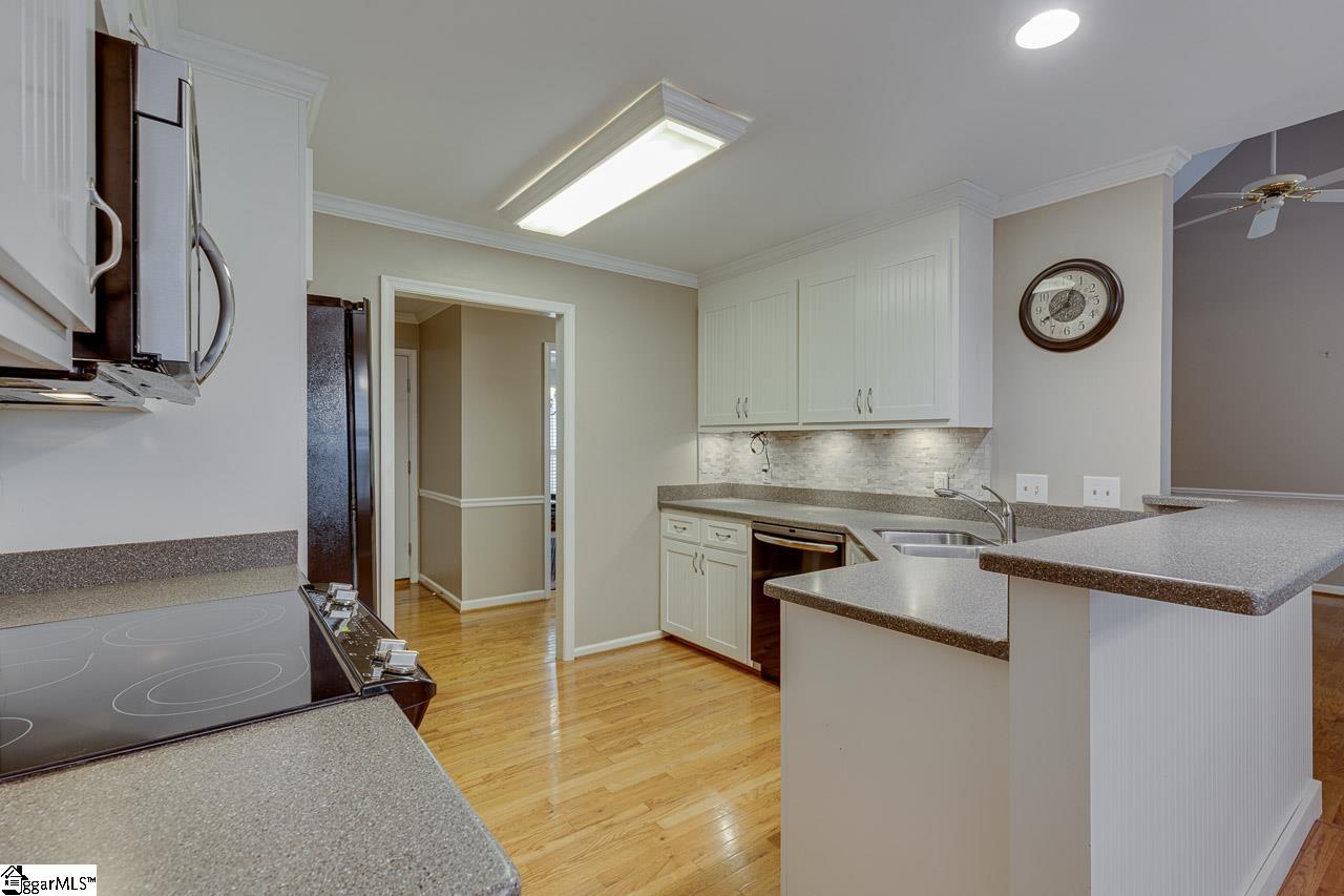 302 Wild Rice Drive Property Photo 12